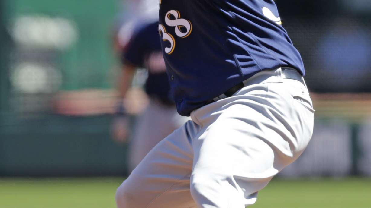 Peralta struggles again as Cardinals beat Brewers 7-0