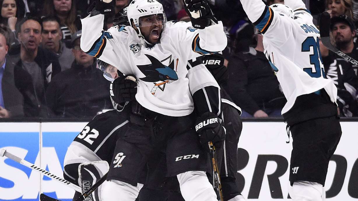 Pavelski's 2 goals lead Sharks past Kings in opener, 4-3
