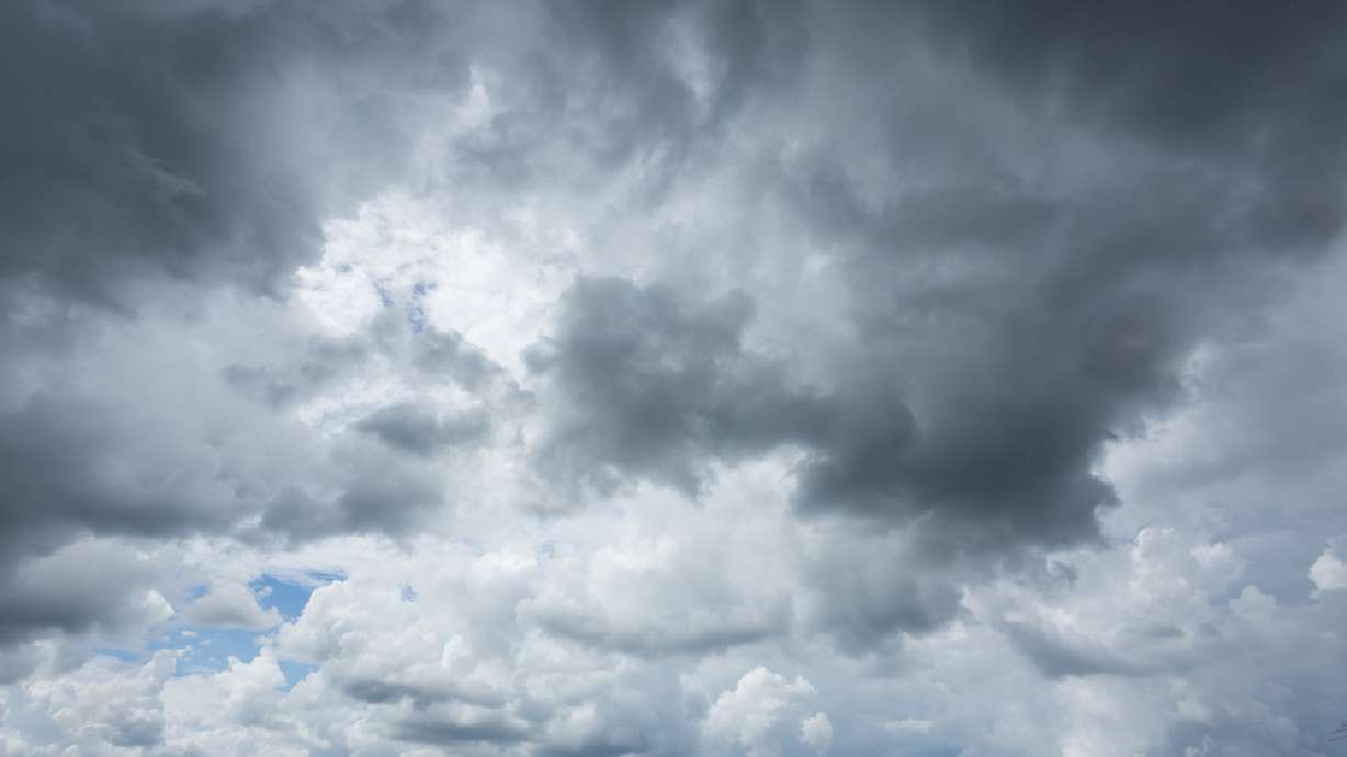 El Nino weakens, here comes La Nina, meteorologists say