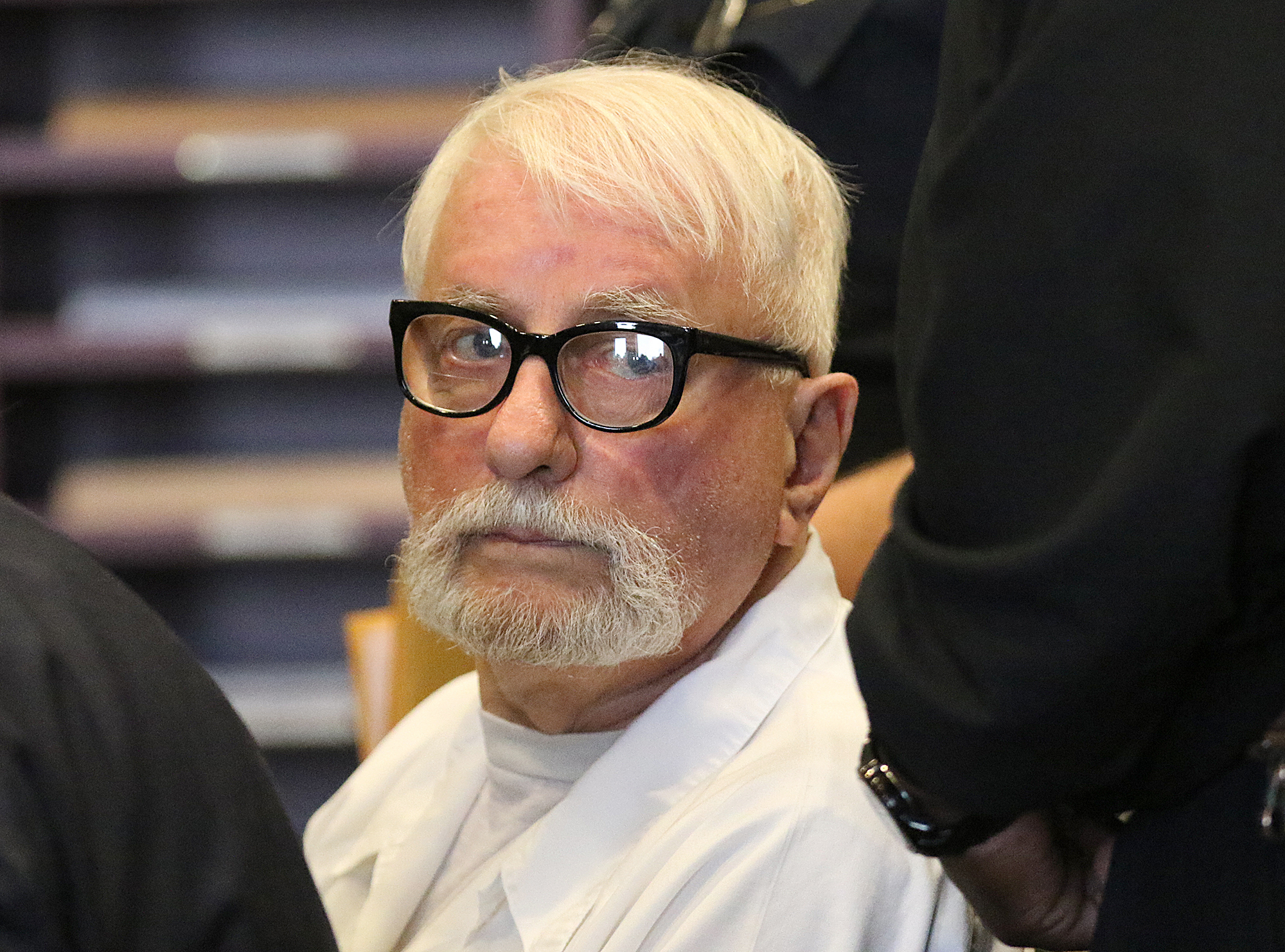 The Latest: Wrongly convicted man is released in Illinois