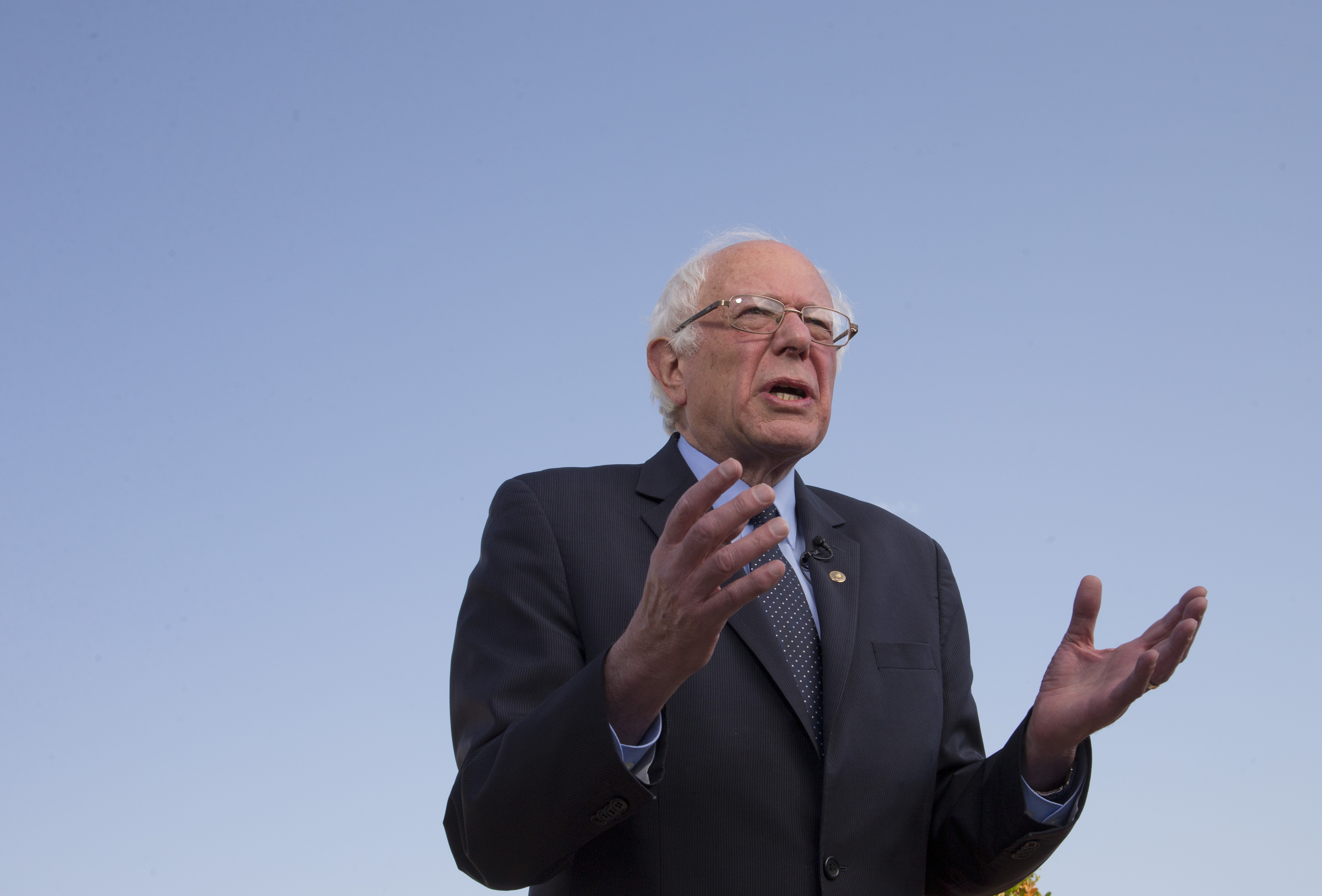 Sanders picks up a few more delegates at Colorado convention