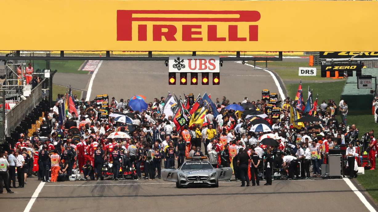 Rosberg wins wild Chinese GP for sixth straight F1 victory