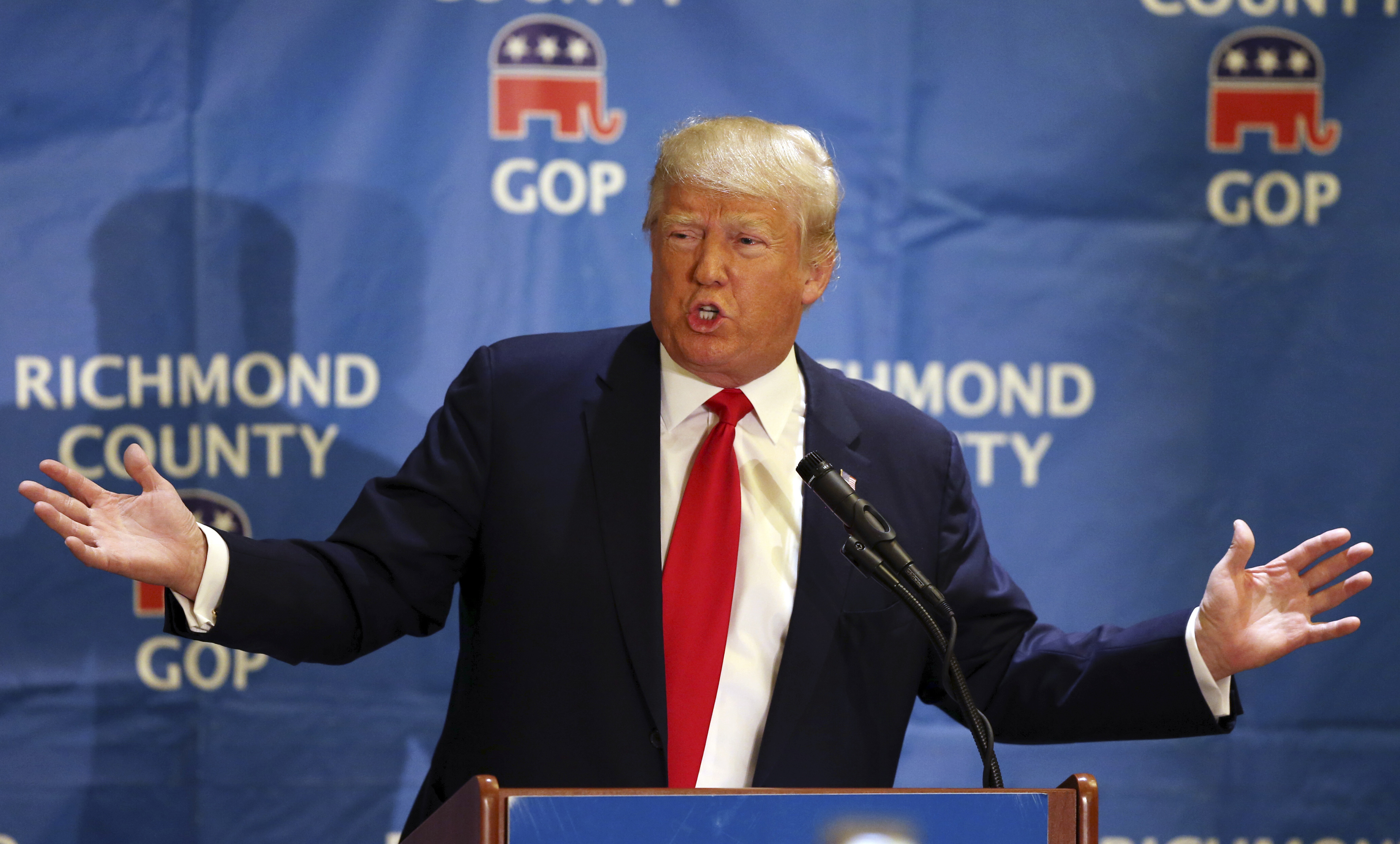 Trump, on Staten Island, finally gets his NYC homecoming