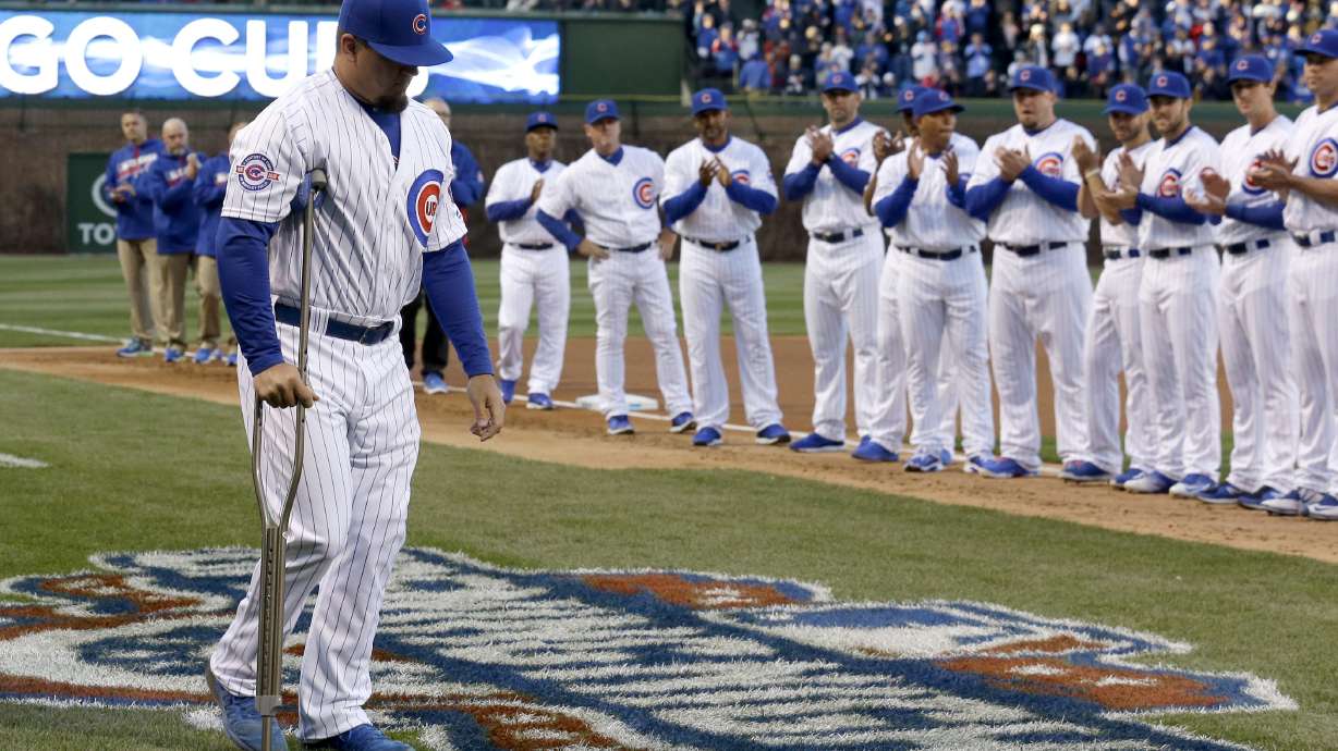 Kyle Schwarber undergoes reconstructive knee surgery