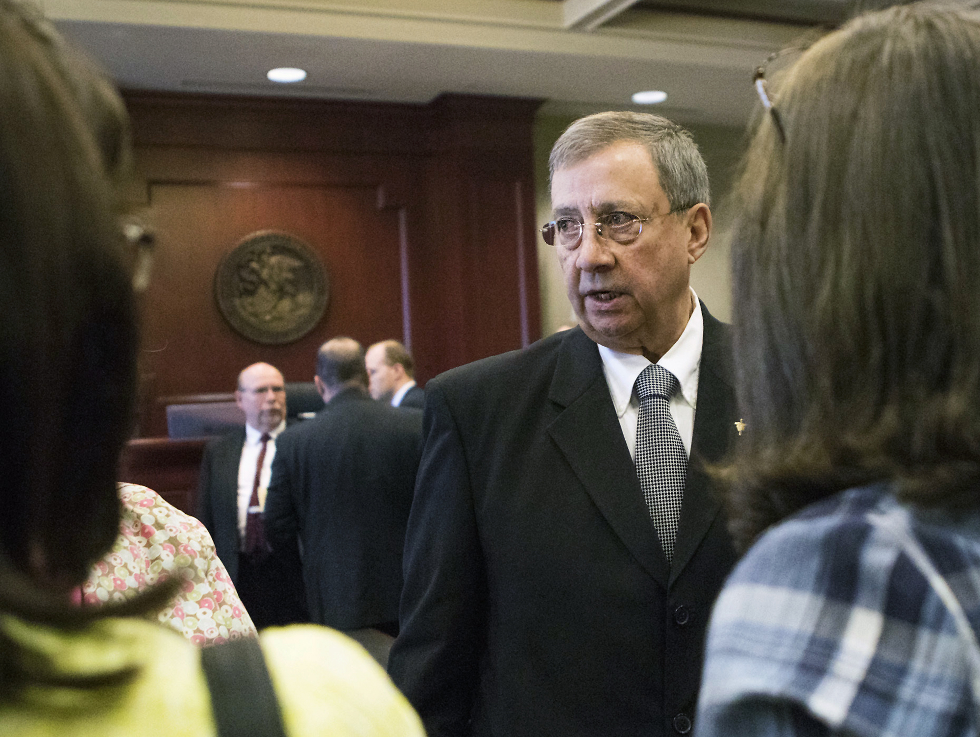 Illinois prosecutor files for dismissal of 1957 slaying case