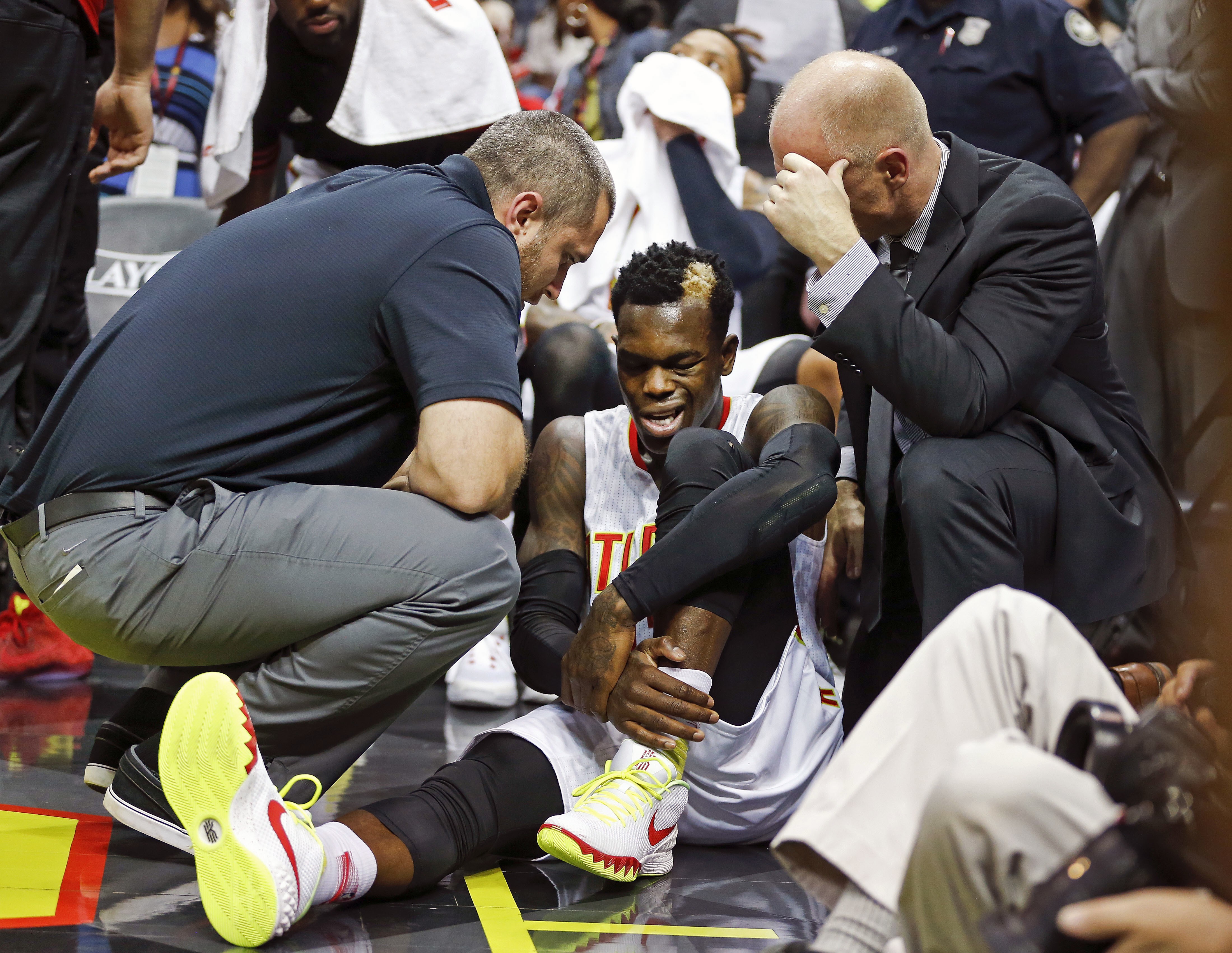Schroder still questionable for Hawks with ankle injury