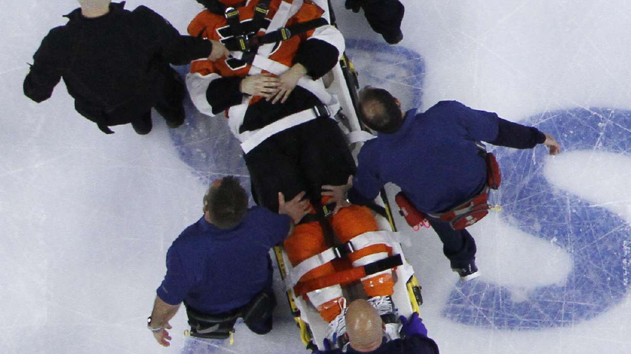 Flyers' Laughton released from hospital, will miss Game 5