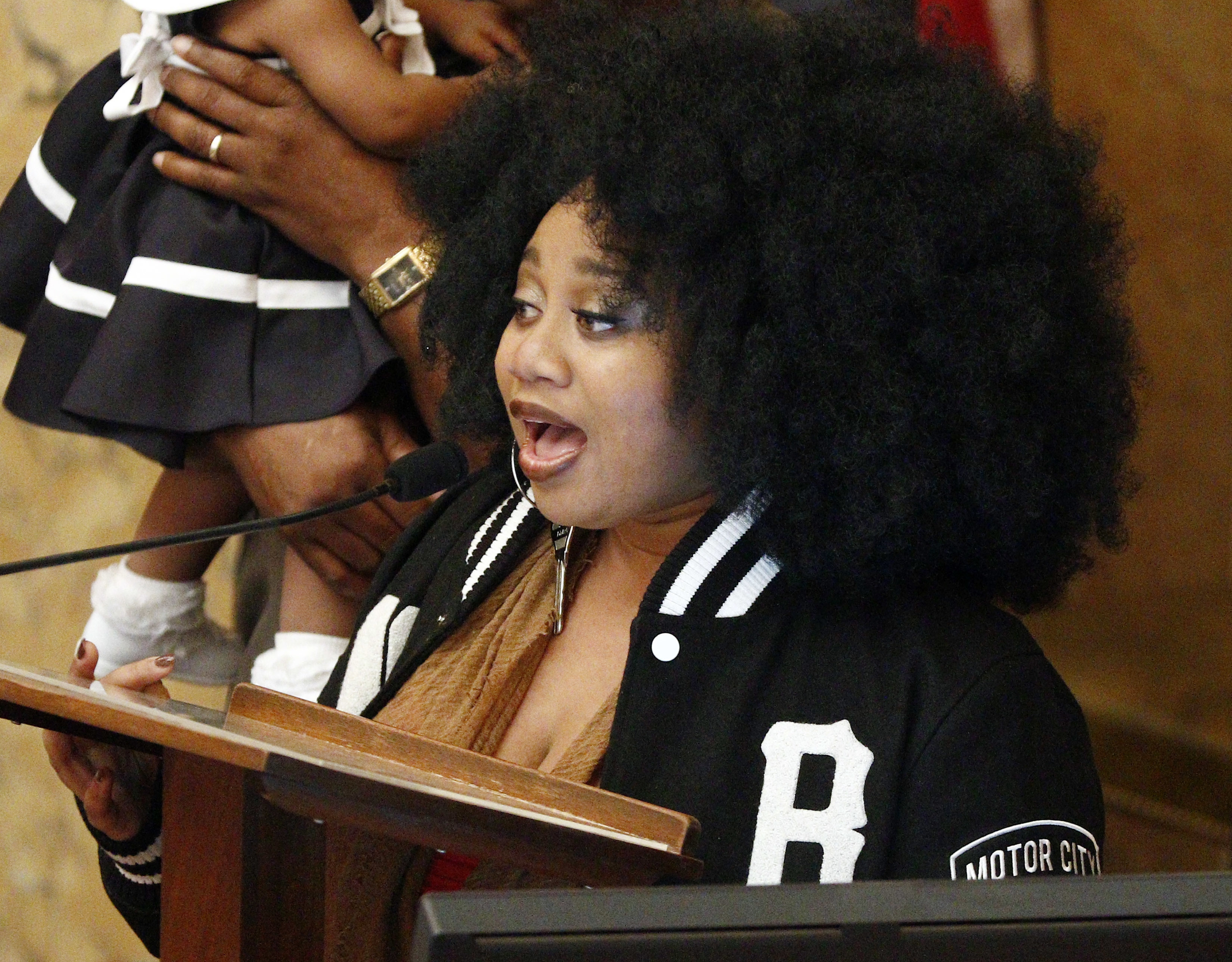 La'Porsha Renae of "American Idol" hits high note back home