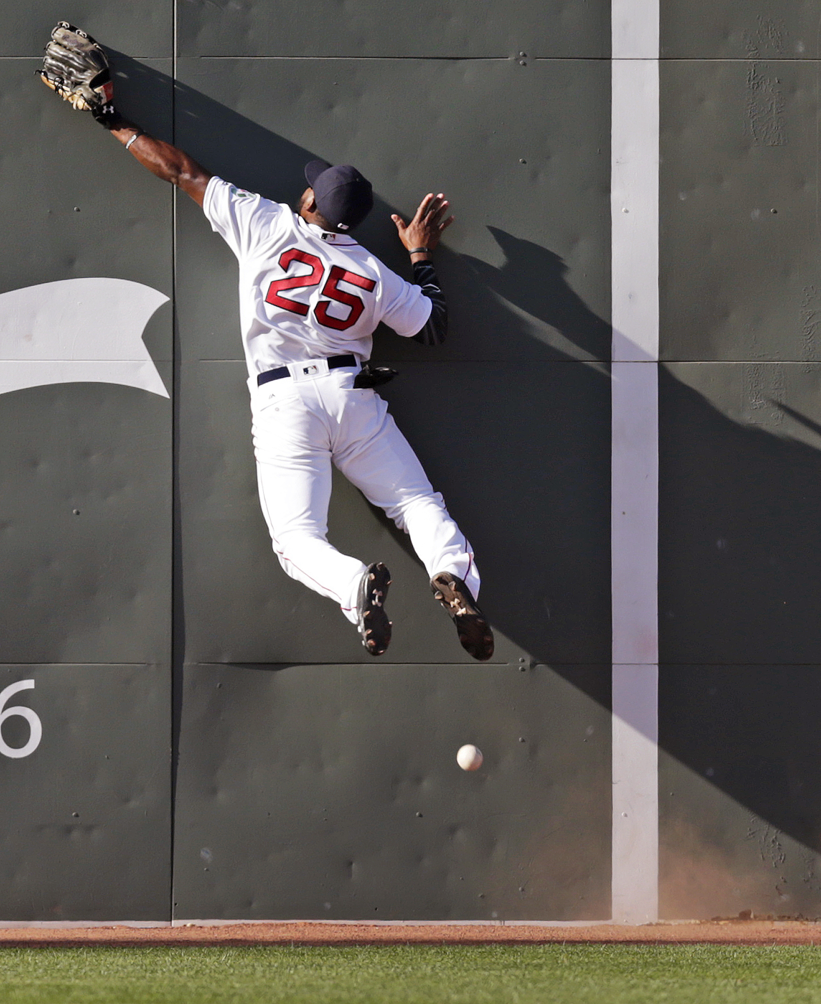 Rays top season high for runs, beat Red Sox 12-8
