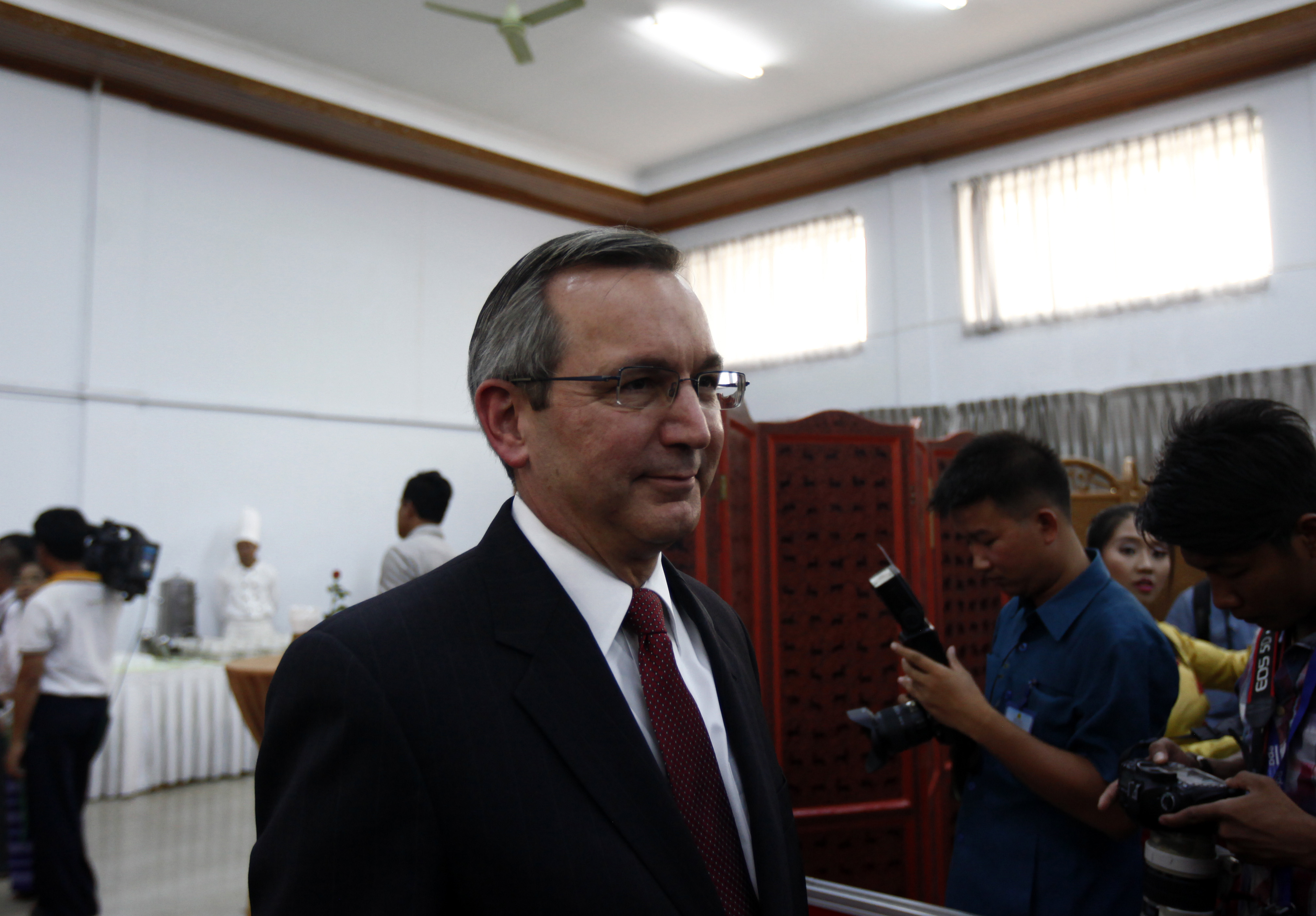 Myanmar or Burma? Take your choice, Suu Kyi tells diplomats