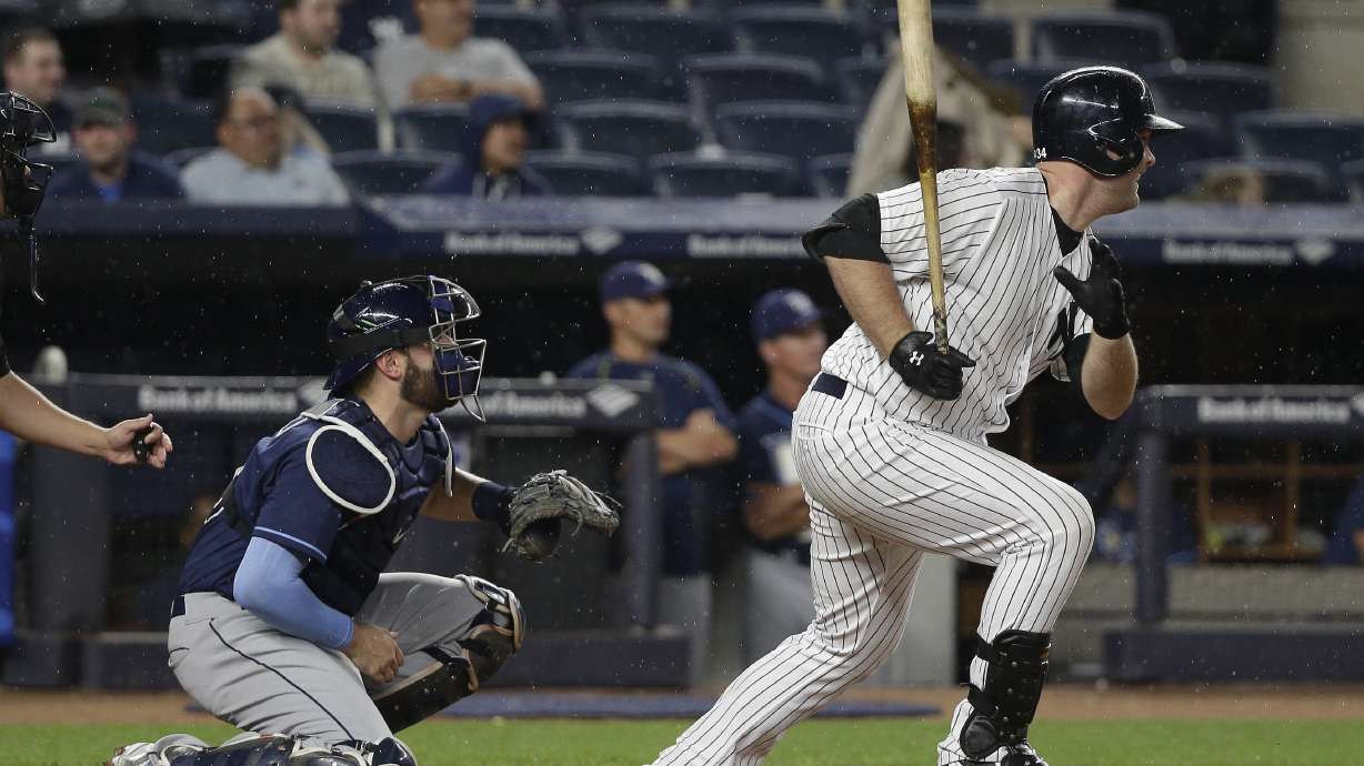 Ellsbury steals home, Yankees stop skid by beating Rays