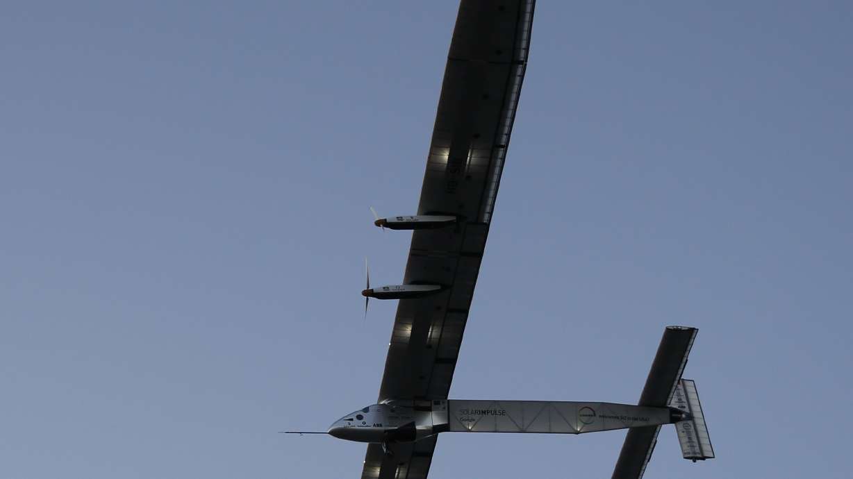 The Latest: Solar plane prepares to land after 3-day flight