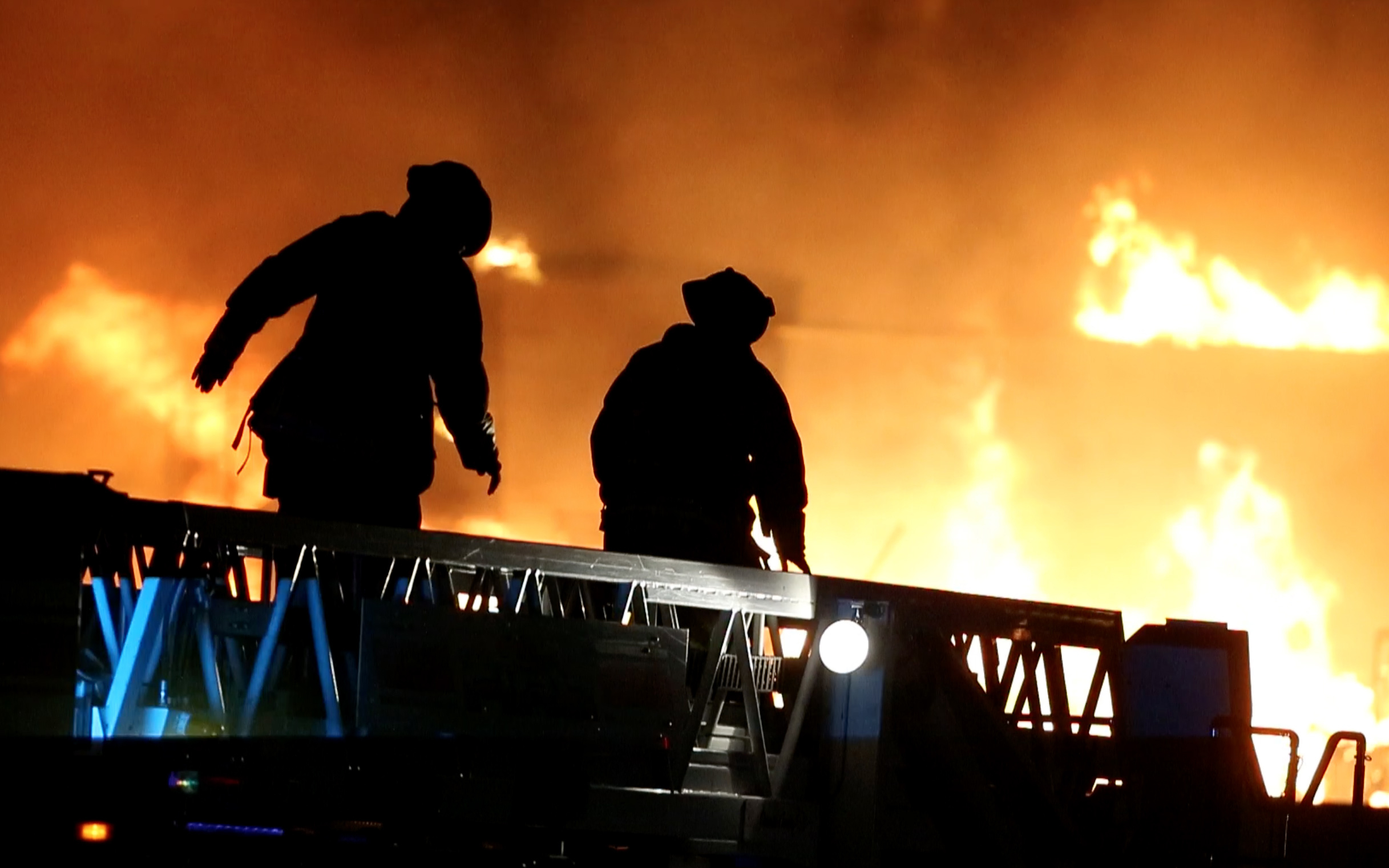 The Latest: Some return home after major fire in Arizona