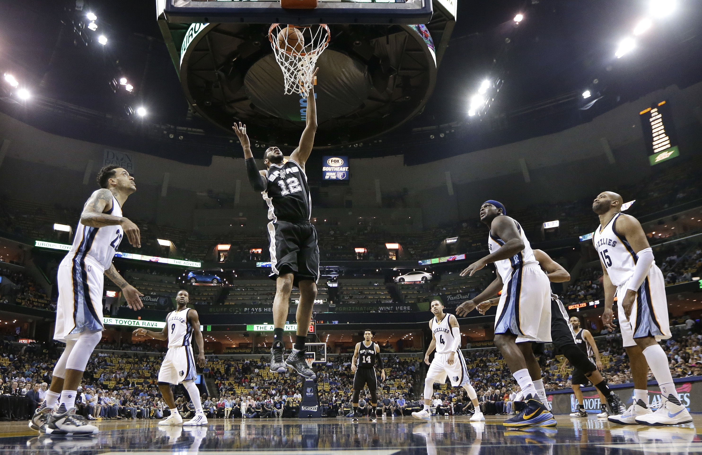 Spurs rout Grizzlies 116-95, sweep their way to semifinals