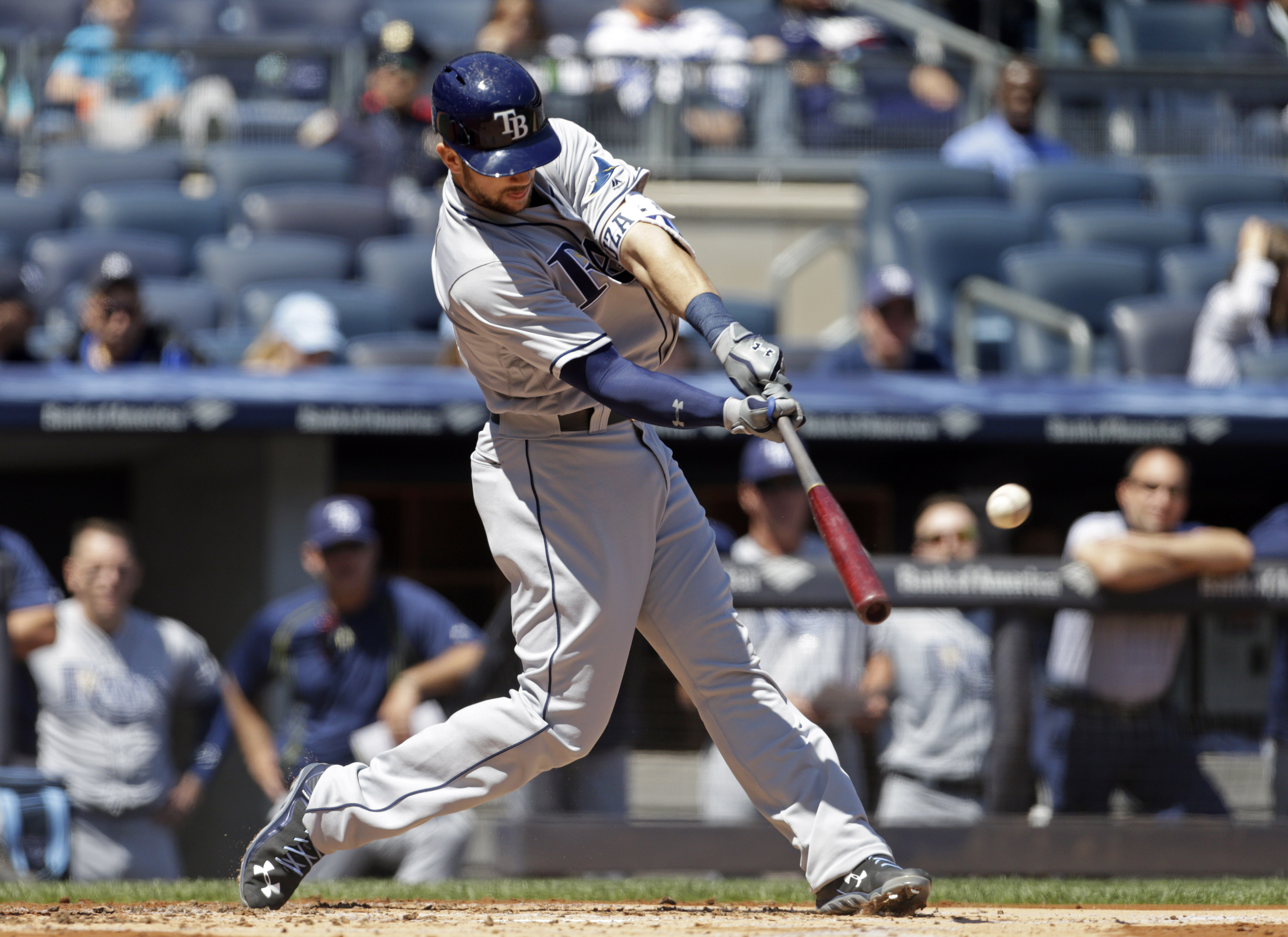 Souza homers twice on birthday, Rays rout Yankees 8-1