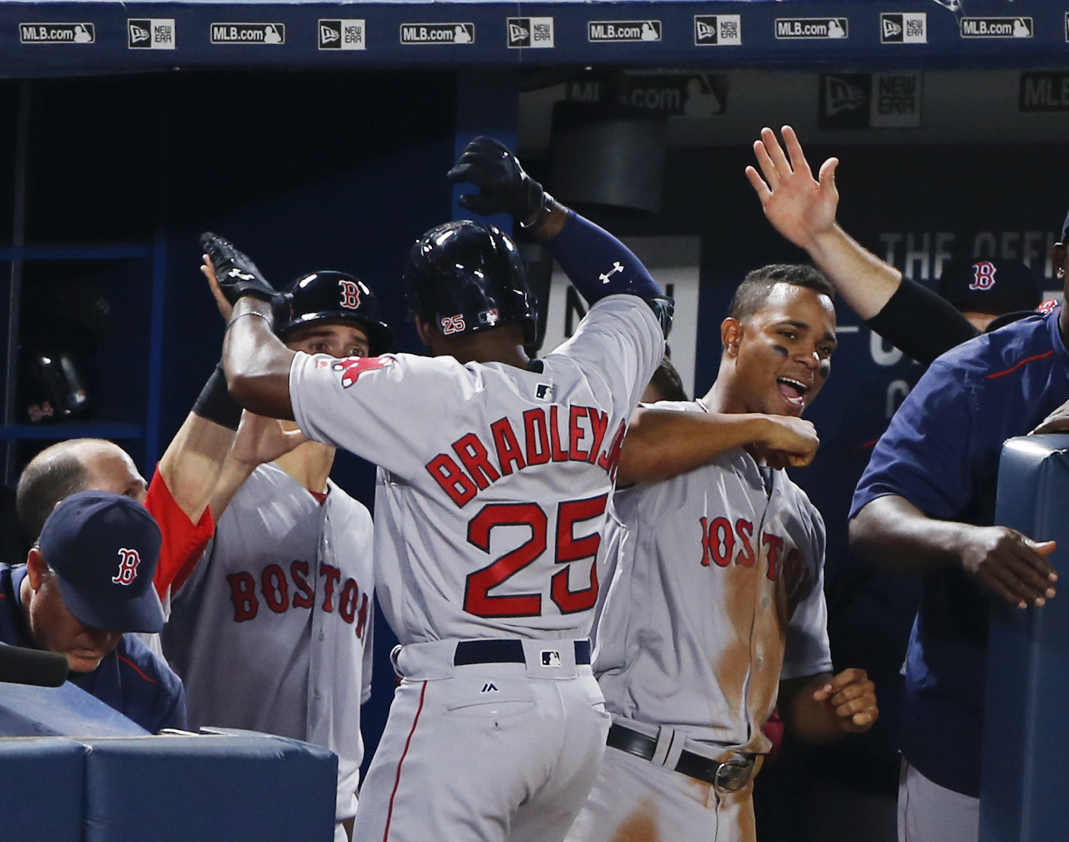 Bradley's HR helps Porcello, Red Sox beat Braves 1-0