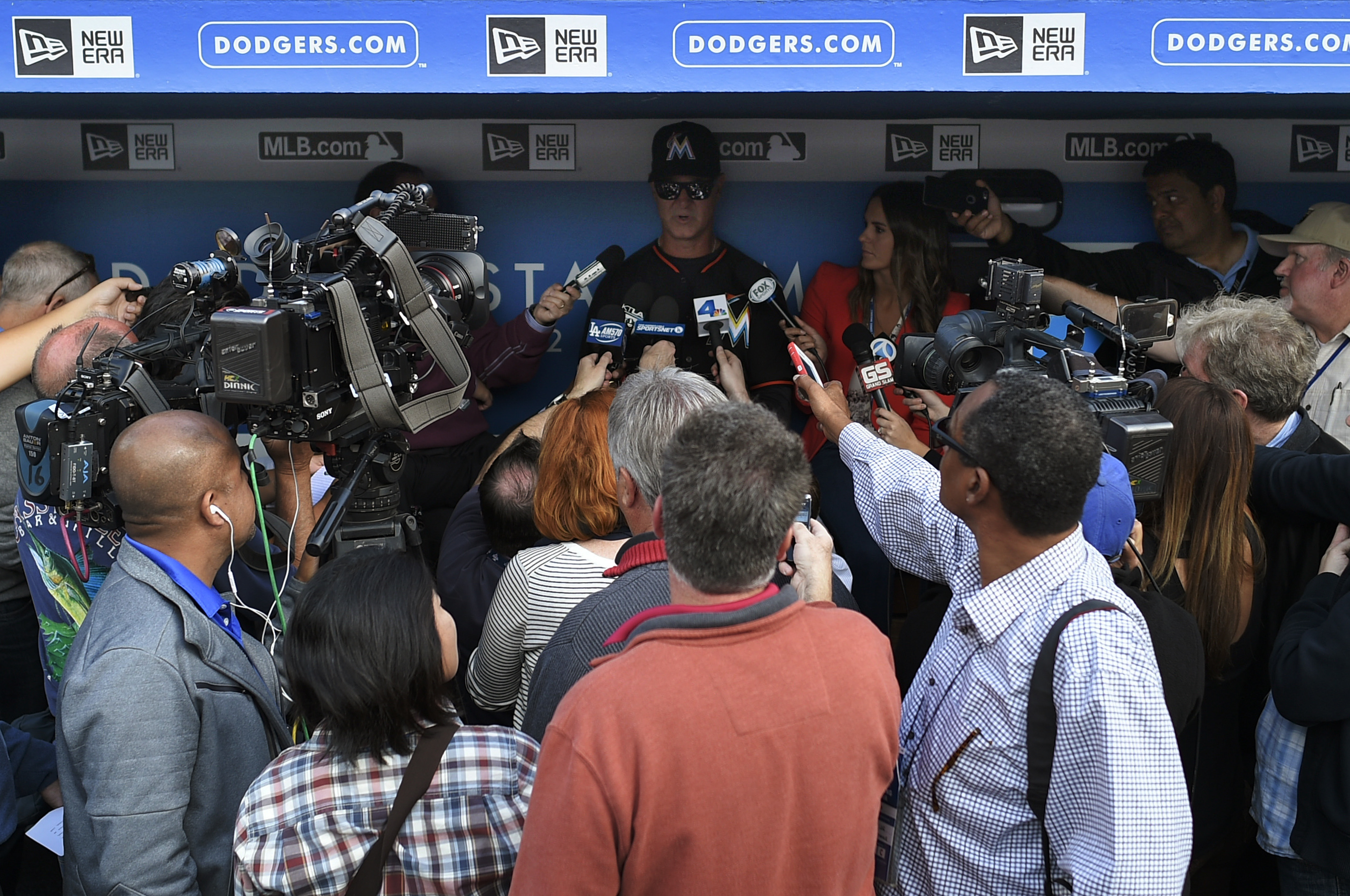 Stanton leads Marlins past Dodgers in Mattingly's return