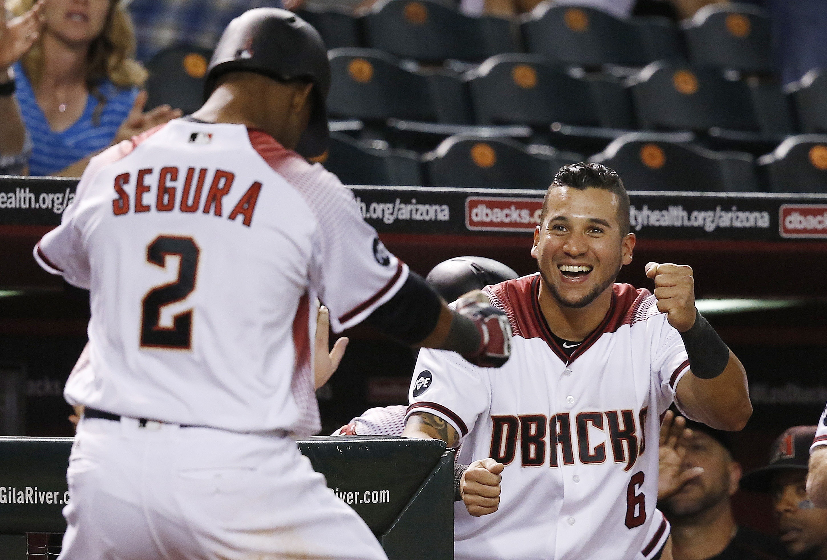 Segura powers Diamondbacks to win over Cardinals