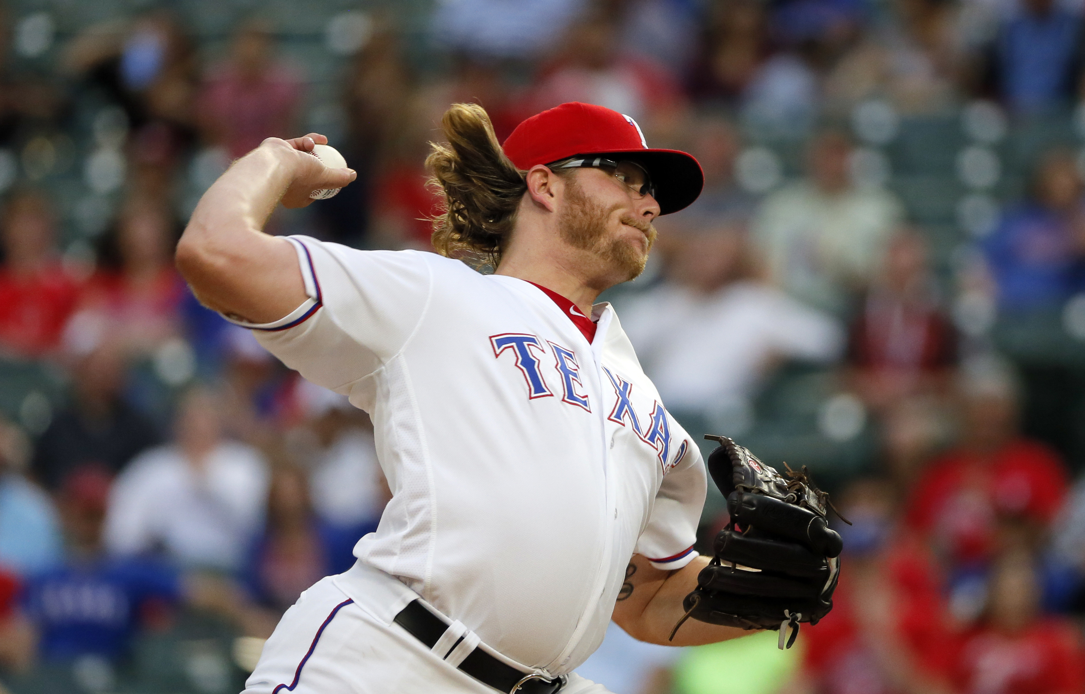 Griffin strong for 8 innings, Rangers beat Yankees