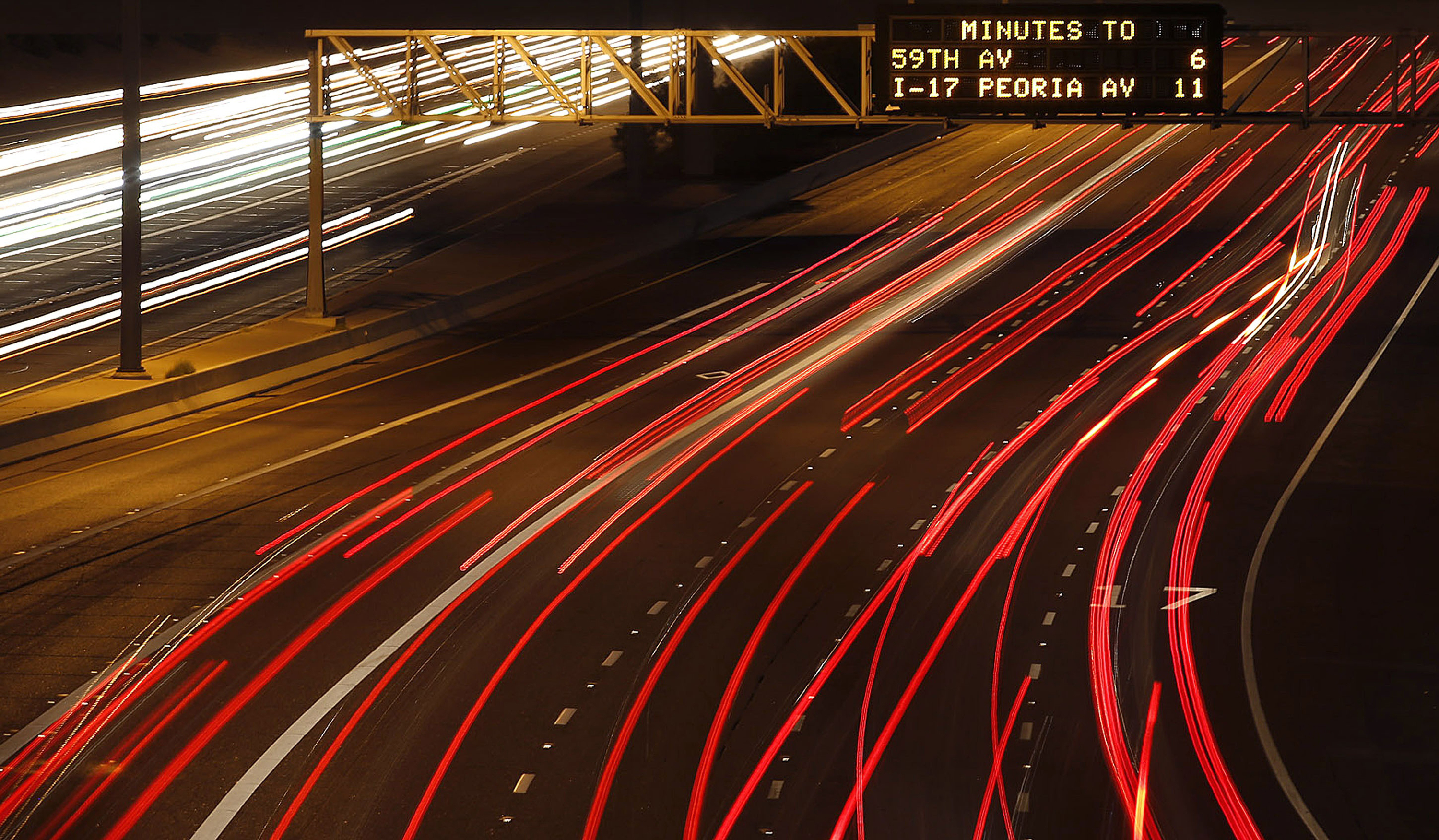Prosecutor offers no details on Phoenix freeway shootings