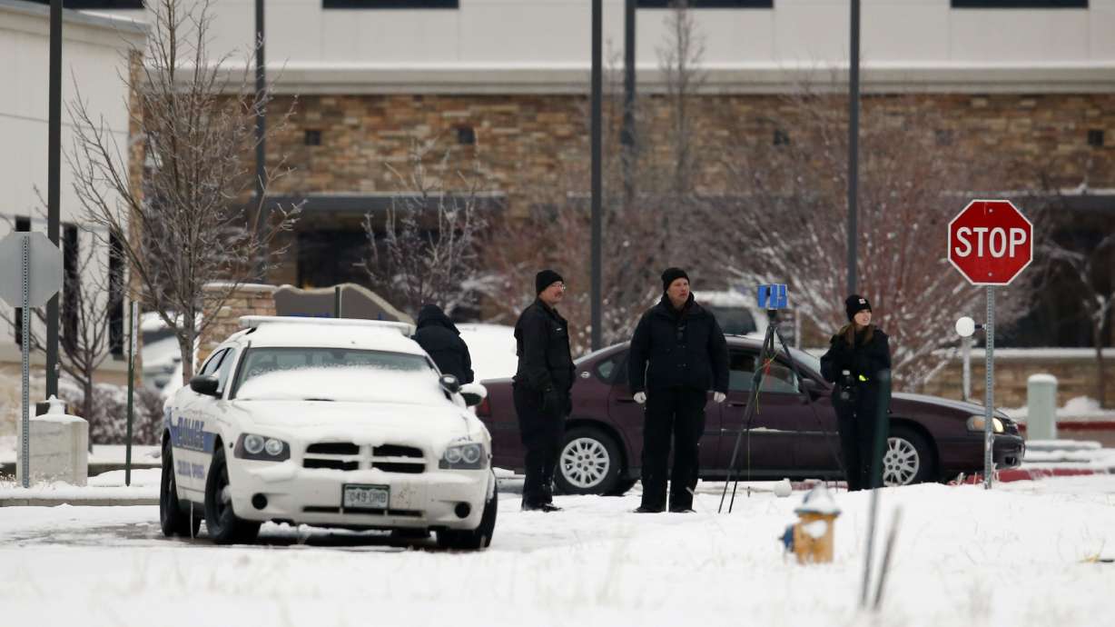 Psychologists call suspect in clinic shooting delusional