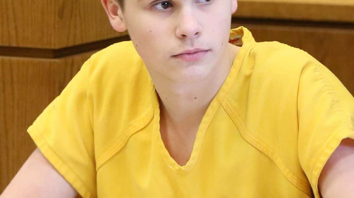 The Latest: Ohio teen pleads guilty in cafeteria shooting