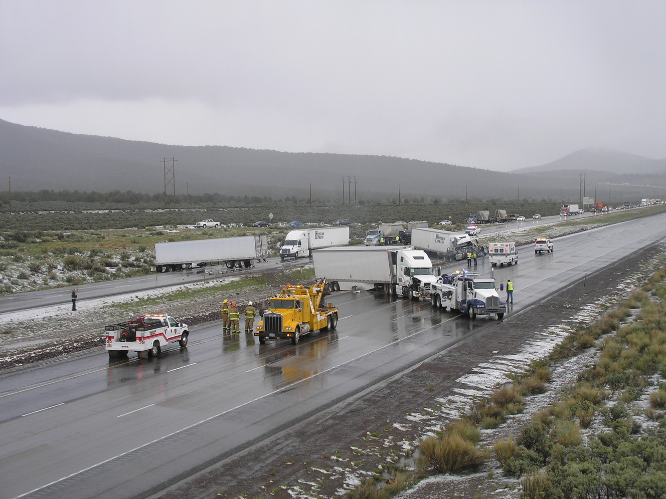 4 semis, other vehicles crash on I-15 in stormy conditions near Beaver