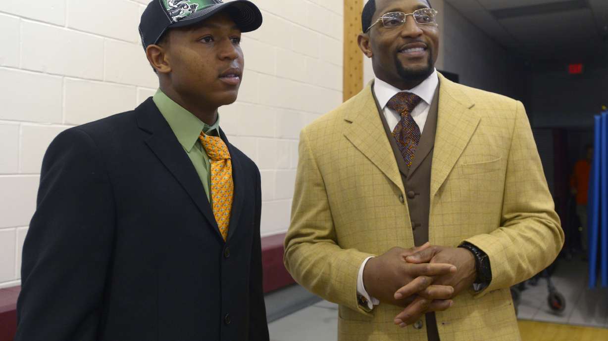 Ray Lewis' son charged with criminal sexual conduct