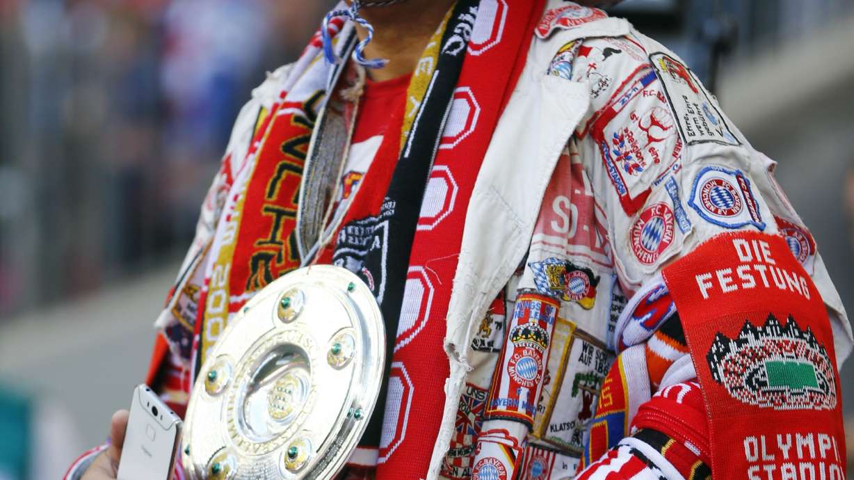 Bayern's Bundesliga title celebrations put on ice after draw