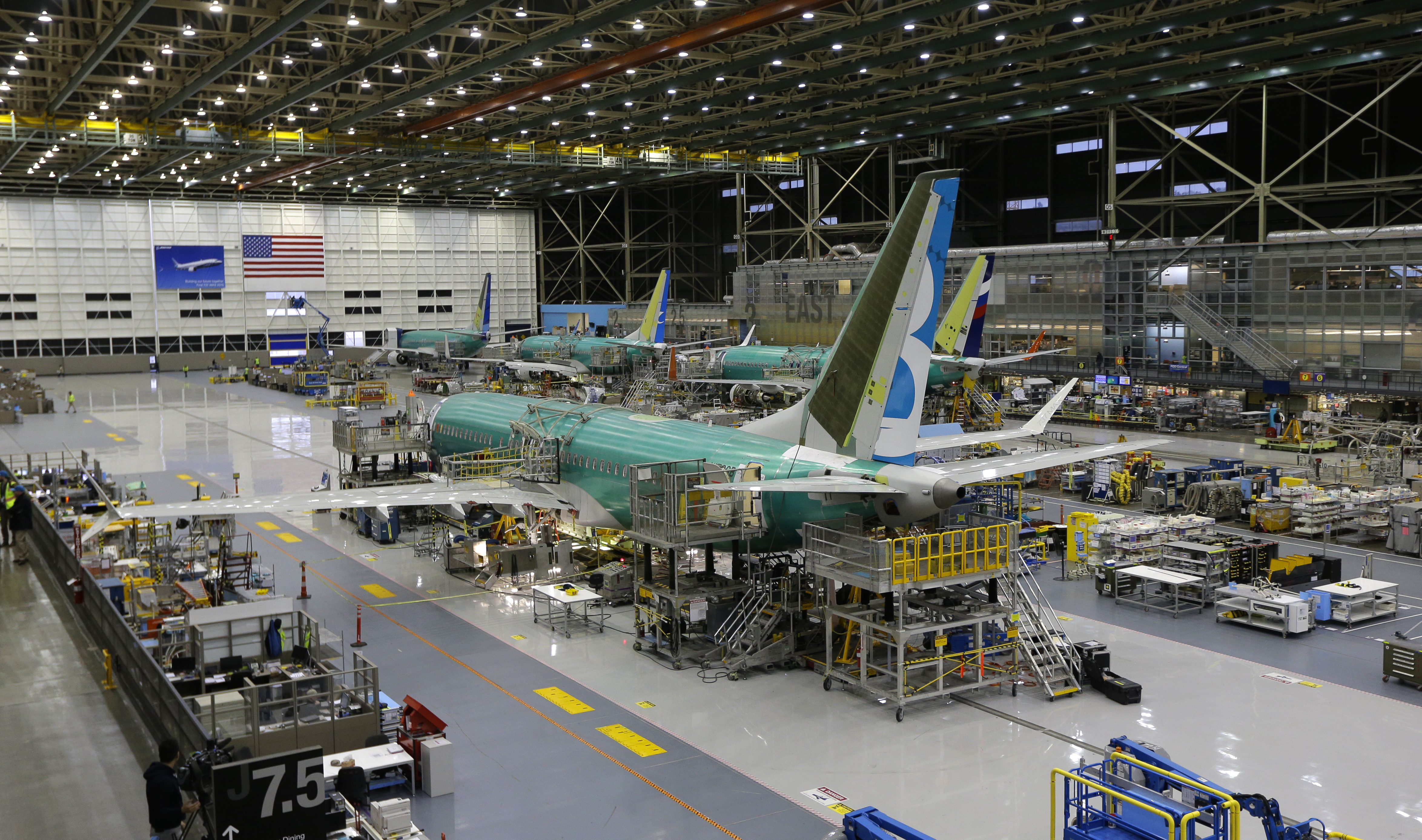 Survey: US manufacturing grew again in April