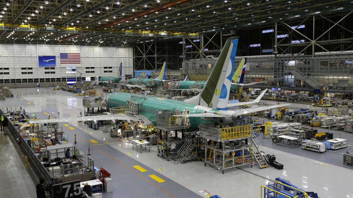 Survey: US manufacturing grew again in April
