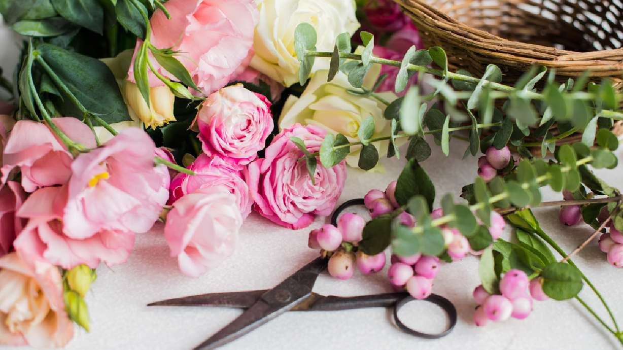 Former florist's 5 tips for ordering Mother’s Day flowers