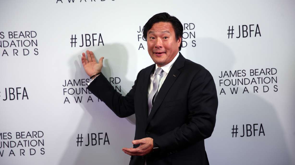 Los Angeles chef, Chicago's Alinea win big at Beard Awards