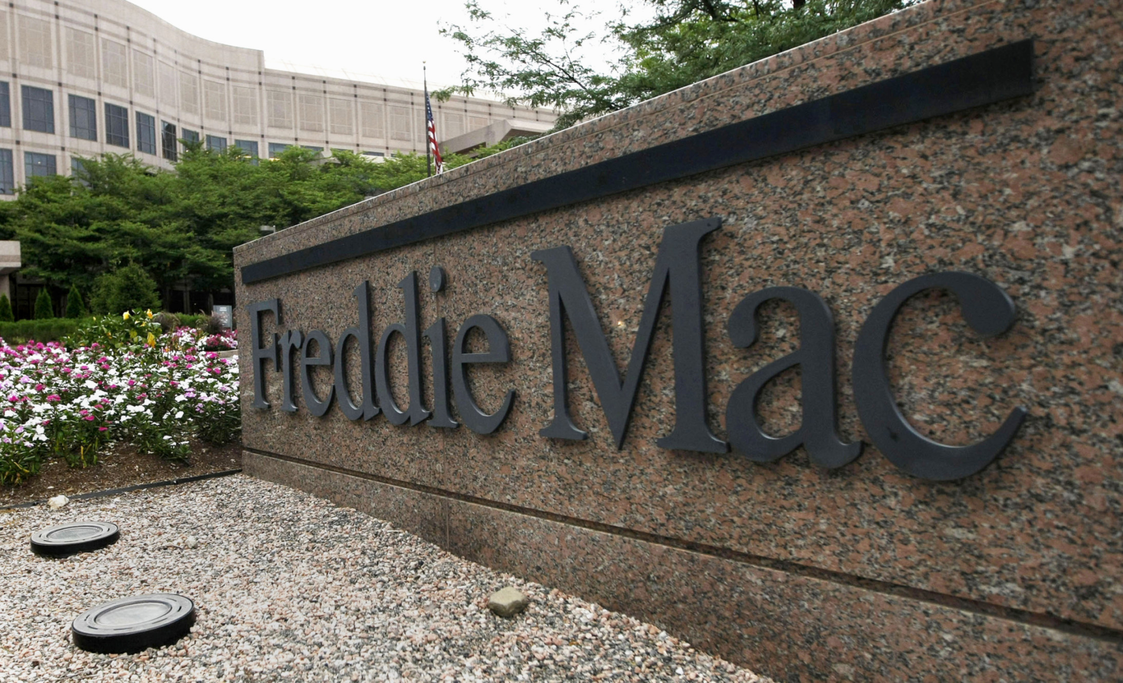 Freddie Mac posts $354M loss in 1Q; no dividend payment