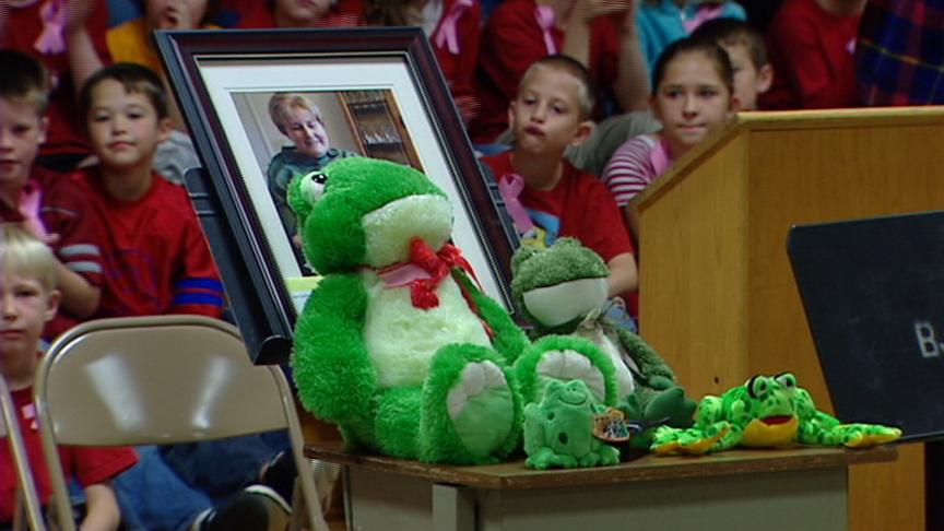 Children Raise Money in Memory of Teacher