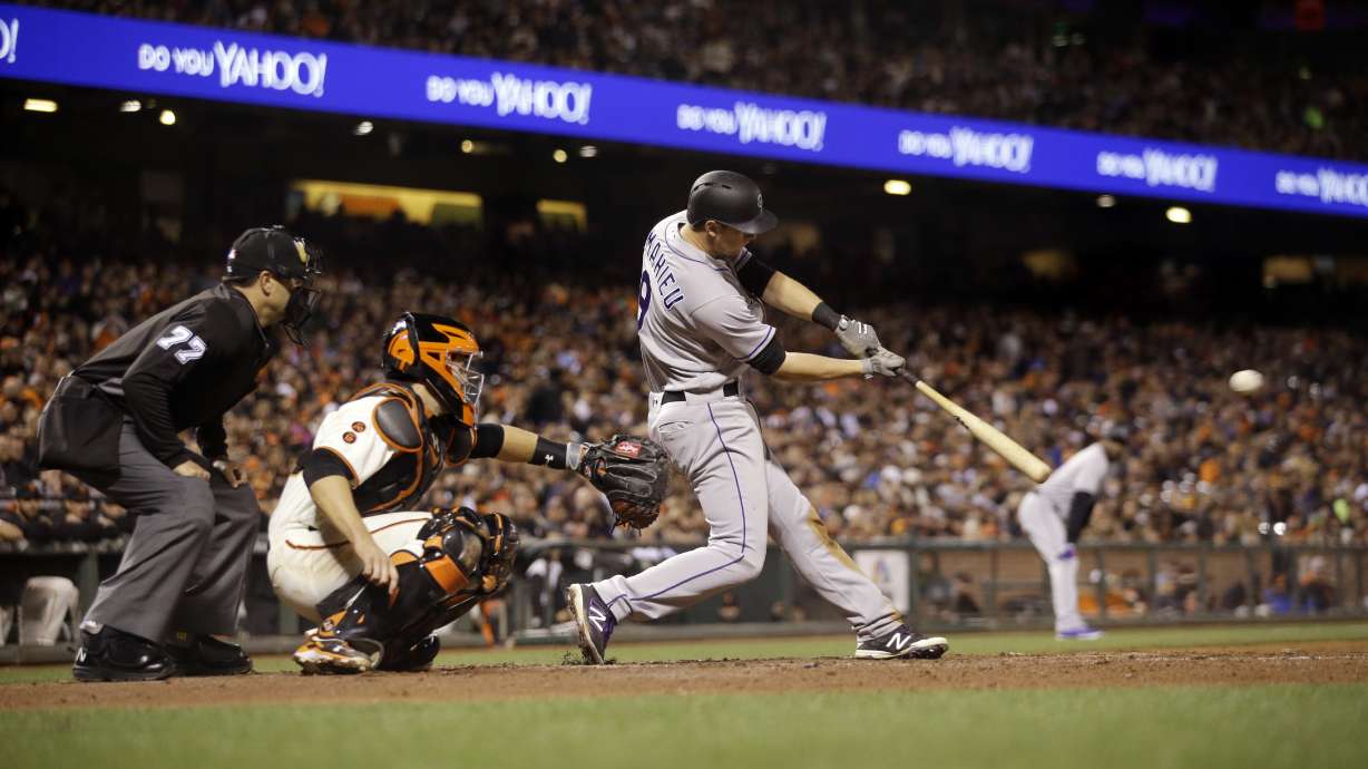 Rockies score 13 times in fifth, beat Giants 17-7