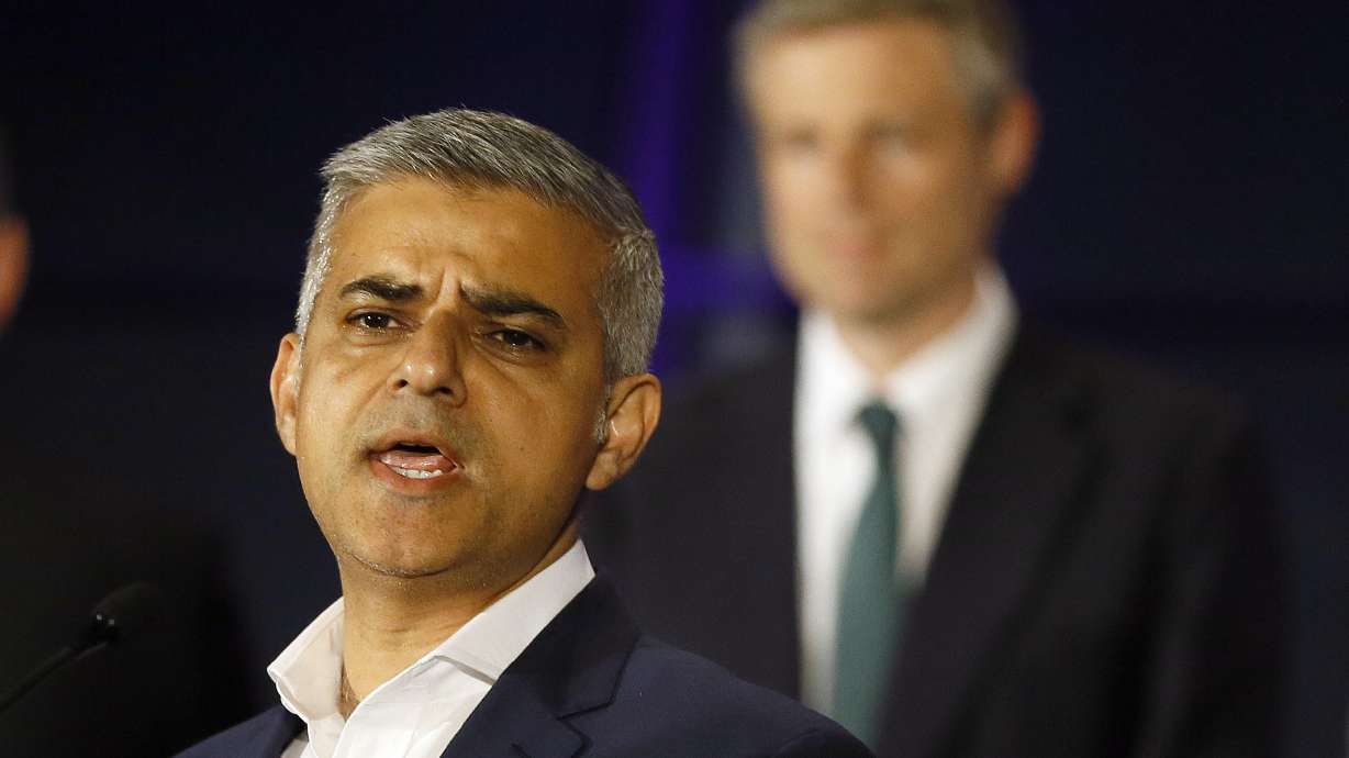 London's new Muslim mayor joins Holocaust memorial