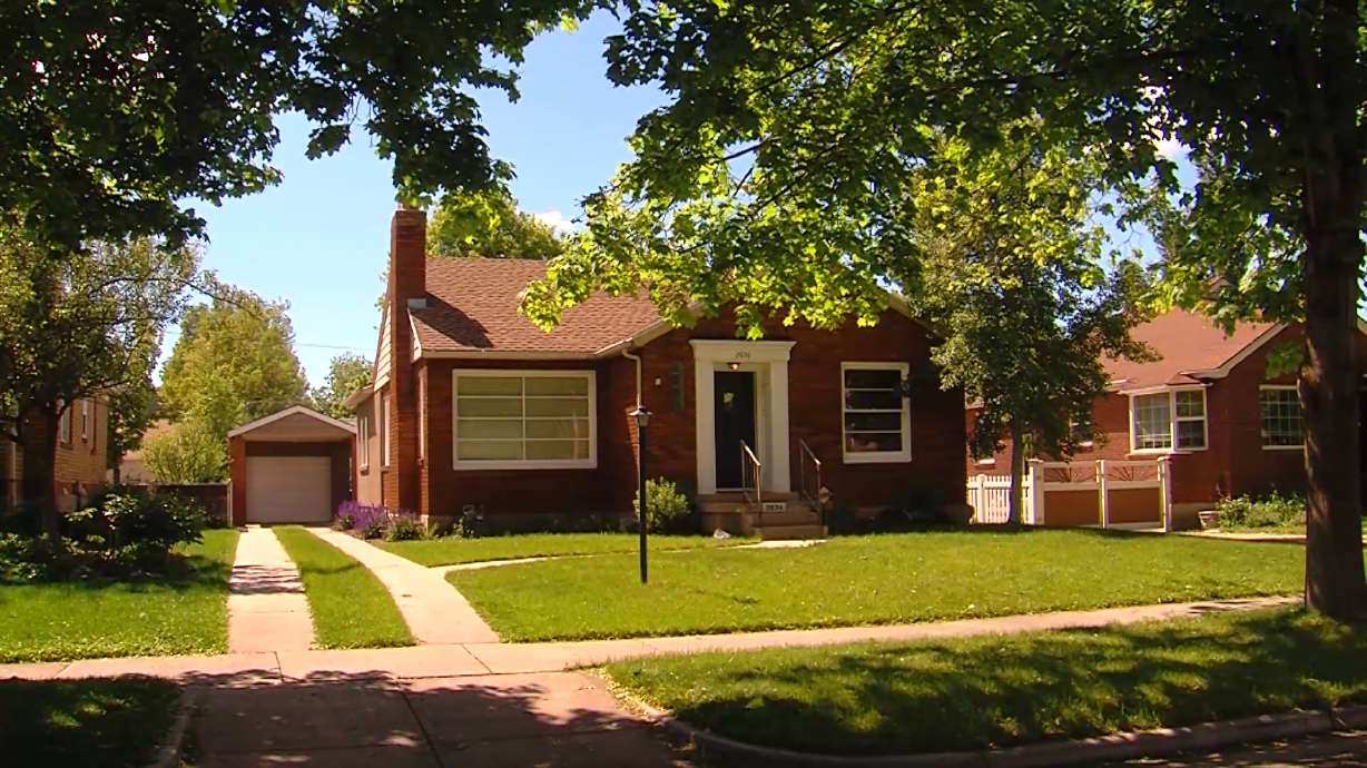 Prosecutor was being investigated for child porn, warrant confirms