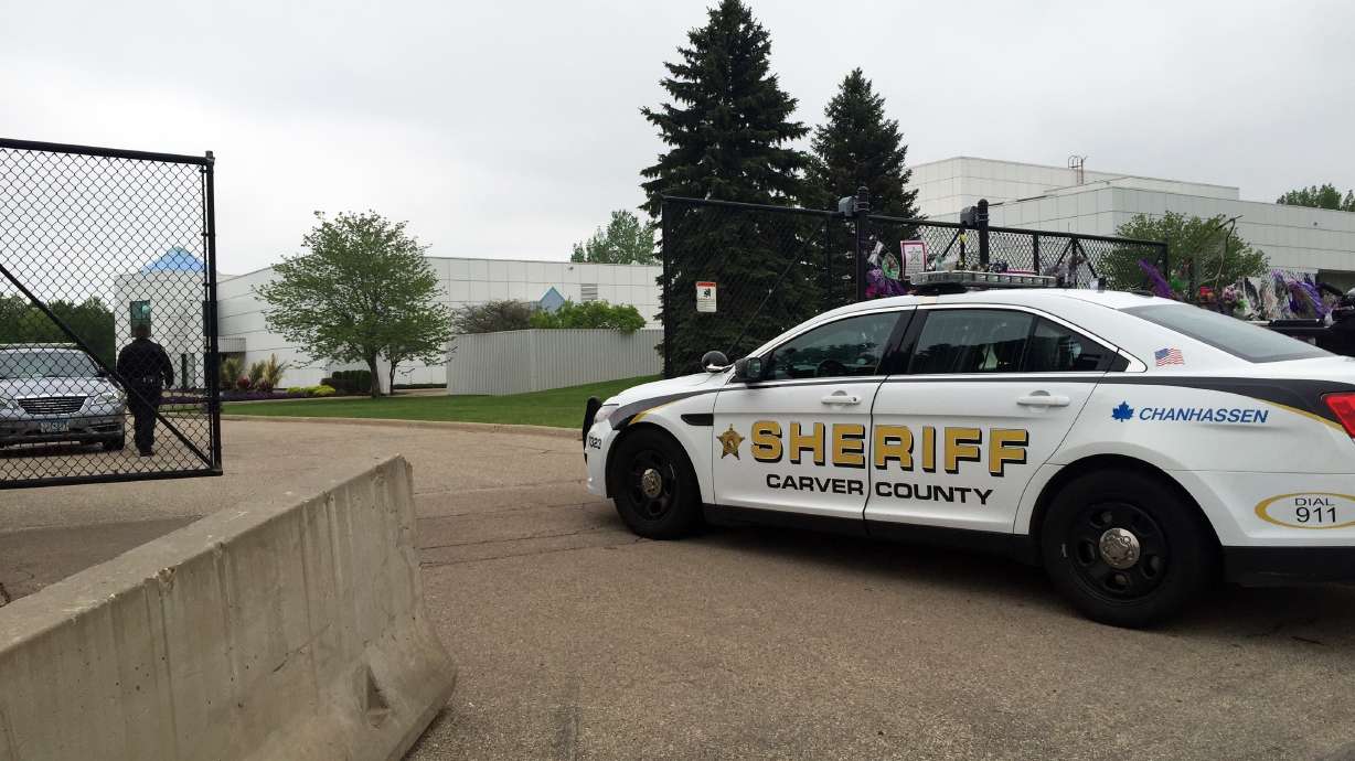 Warrant: Minnesota doctor saw Prince, prescribed drugs