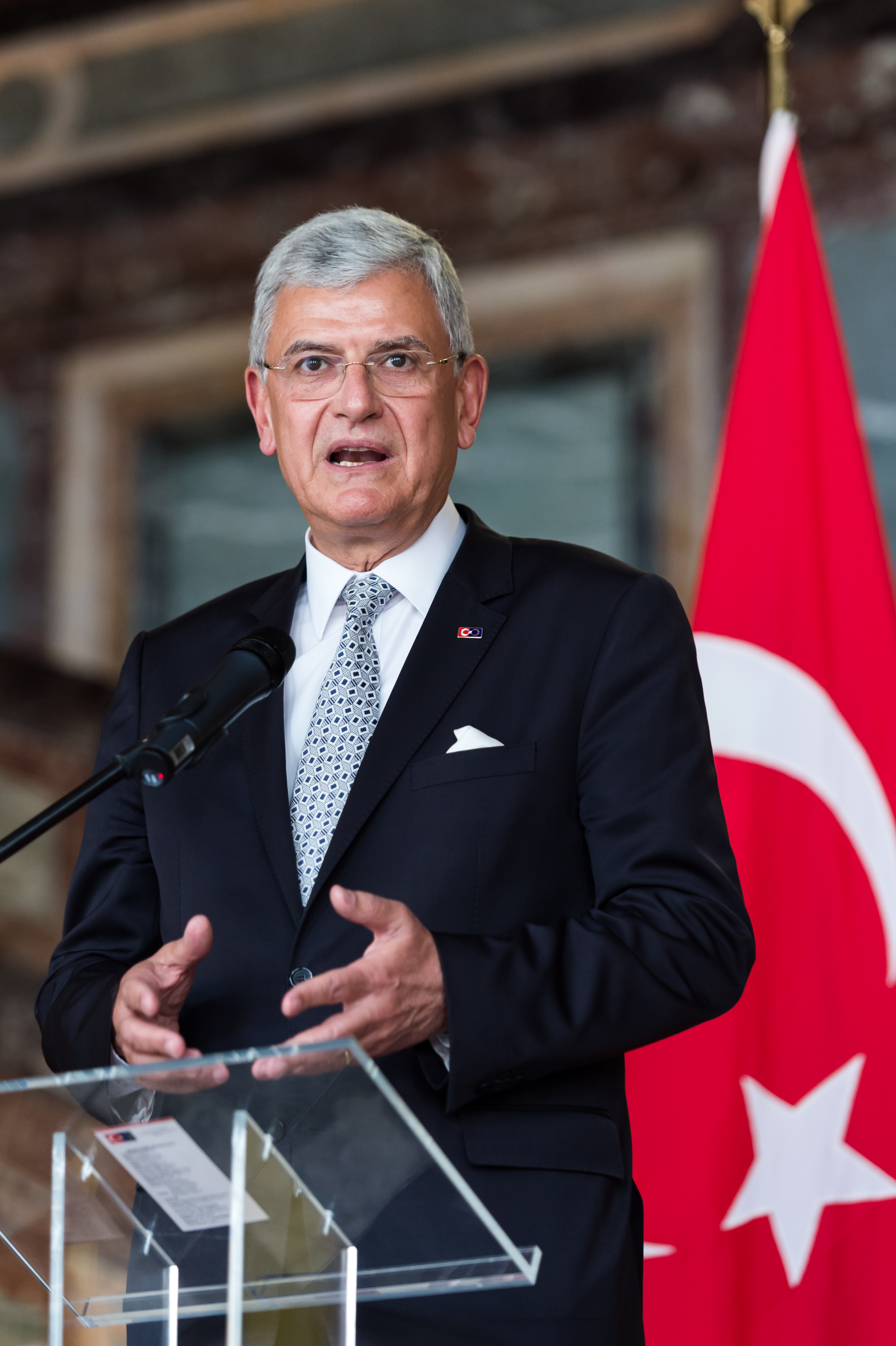 The Latest: Report says EU anti-smuggler force ineffective