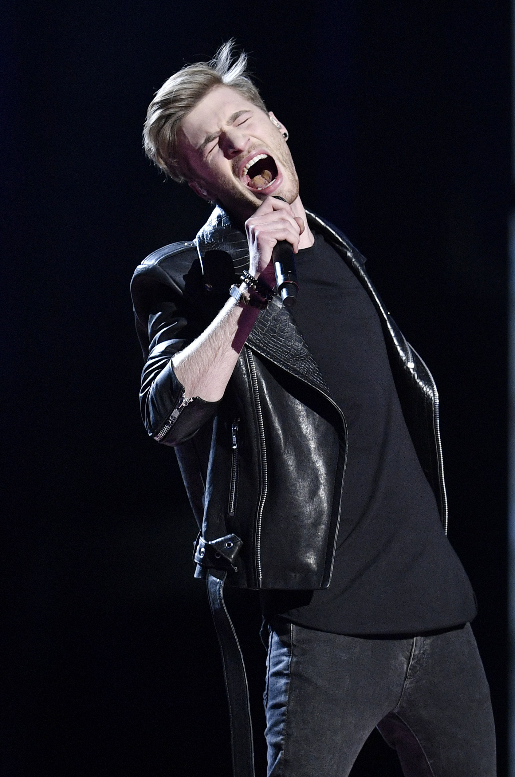 Ukraine's Jamala wins 2016 Eurovision Song Contest