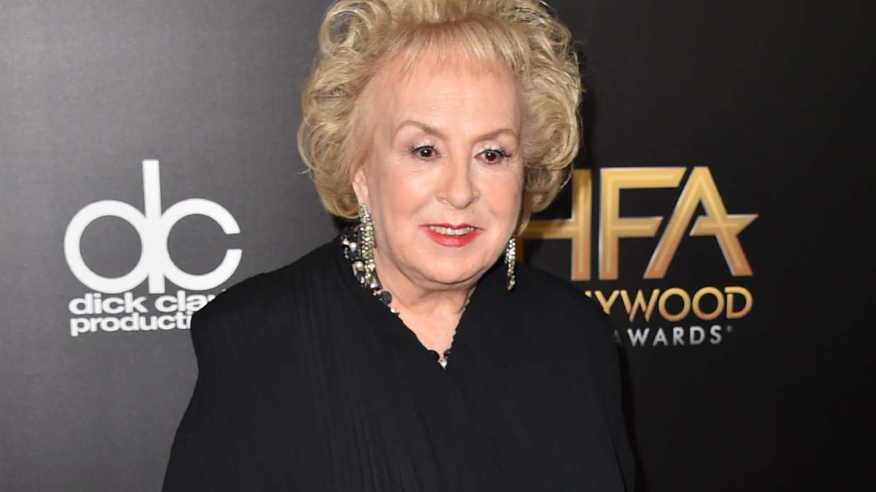 'Everybody Loves Raymond' star Roberts memorialized in NYC