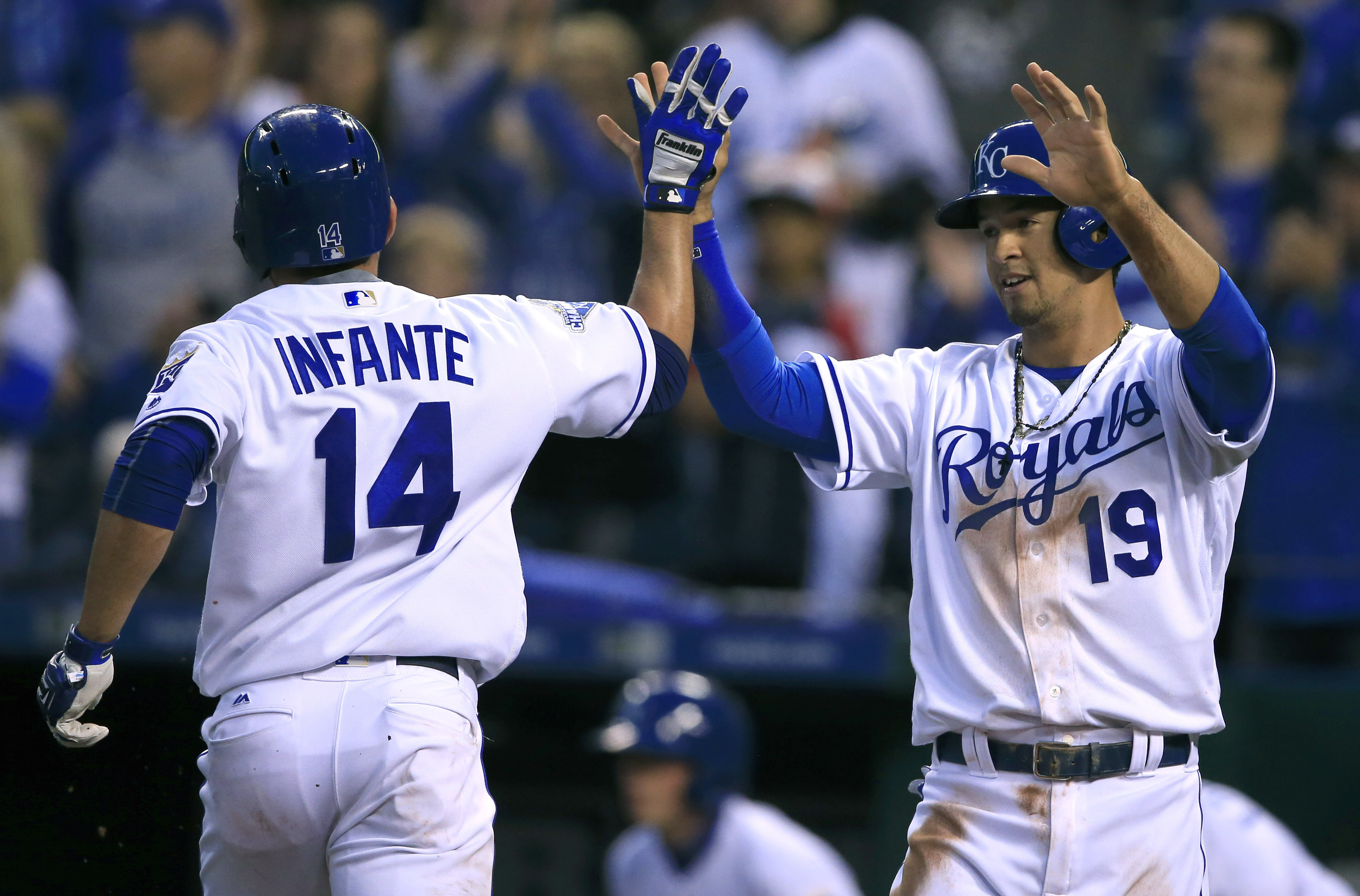 Paulo Orlando paces Royals to 8-4 win over Red Sox