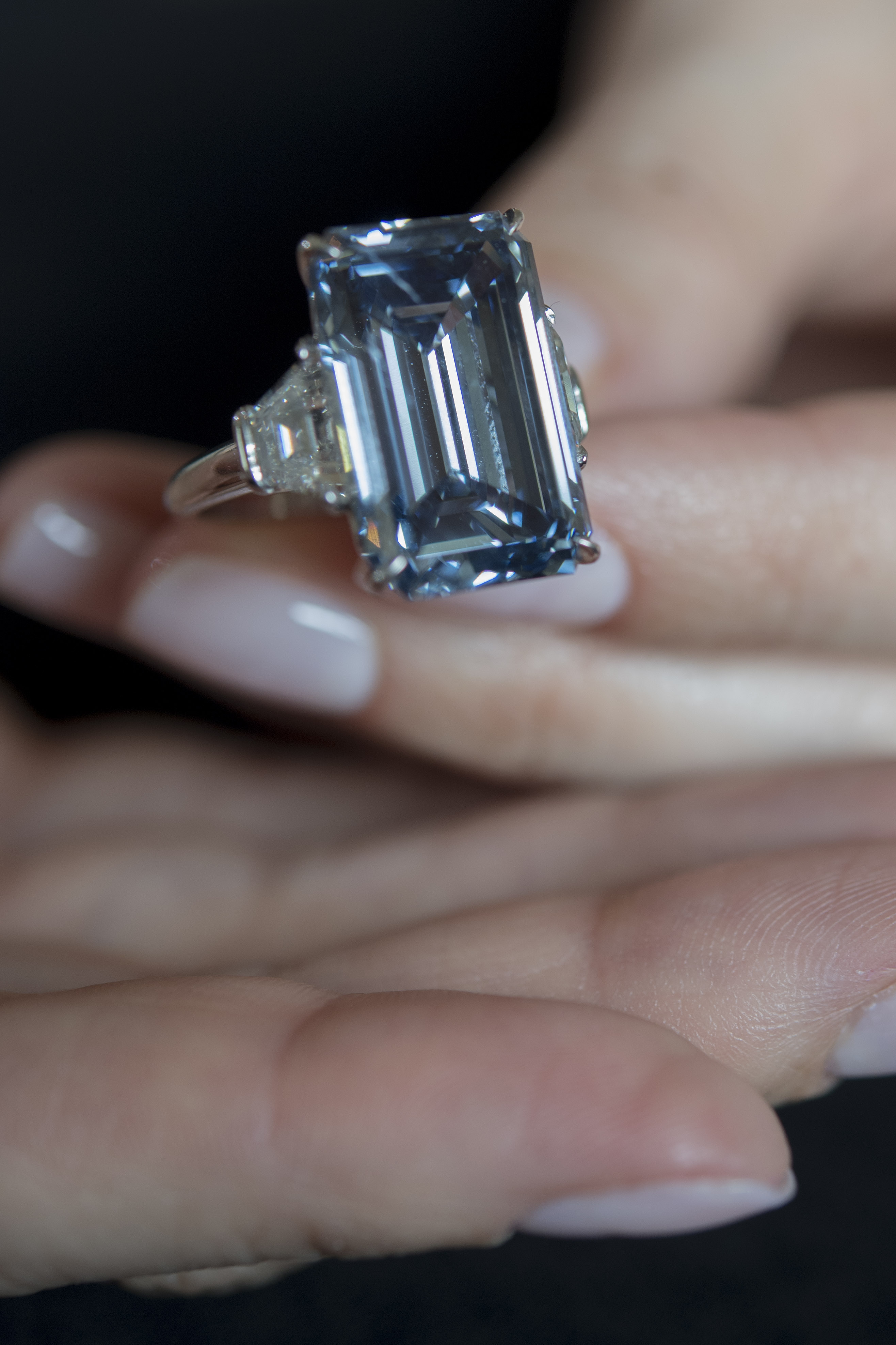 Record crushed, diamond intact: Oppenheimer Blue draws $58M