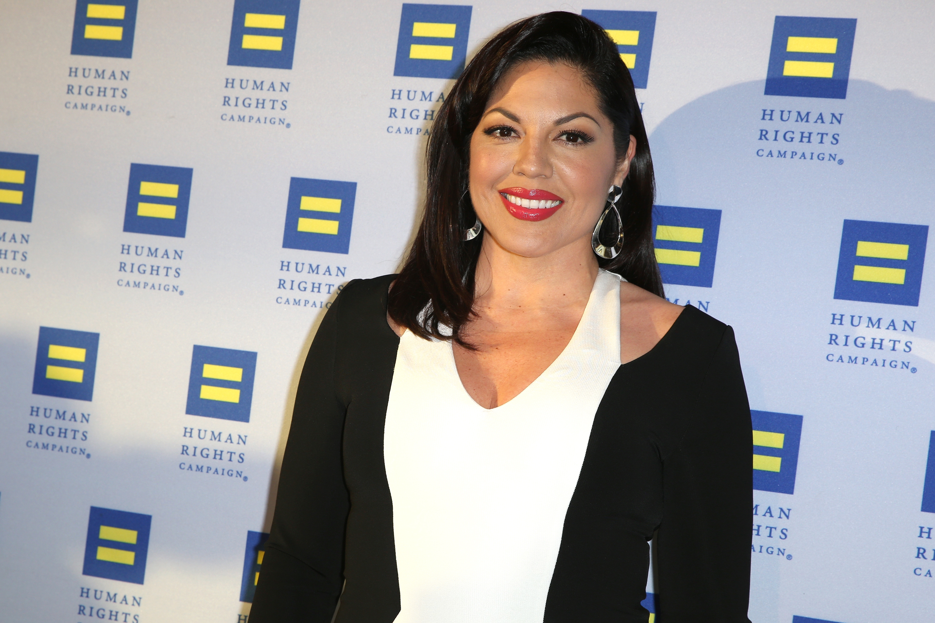 Sara Ramirez's Callie hanging up 'Grey's Anatomy' scalpel