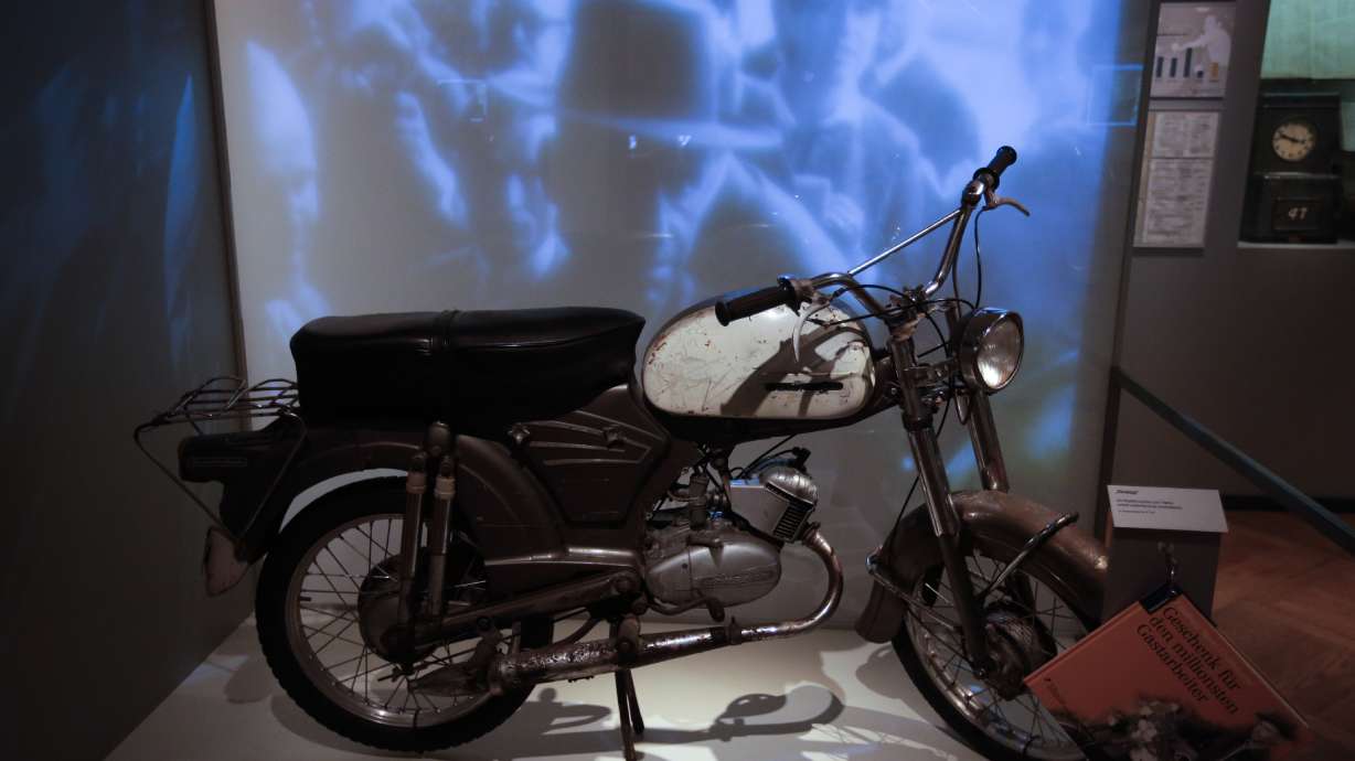 German history museum explores 6 decades of immigration