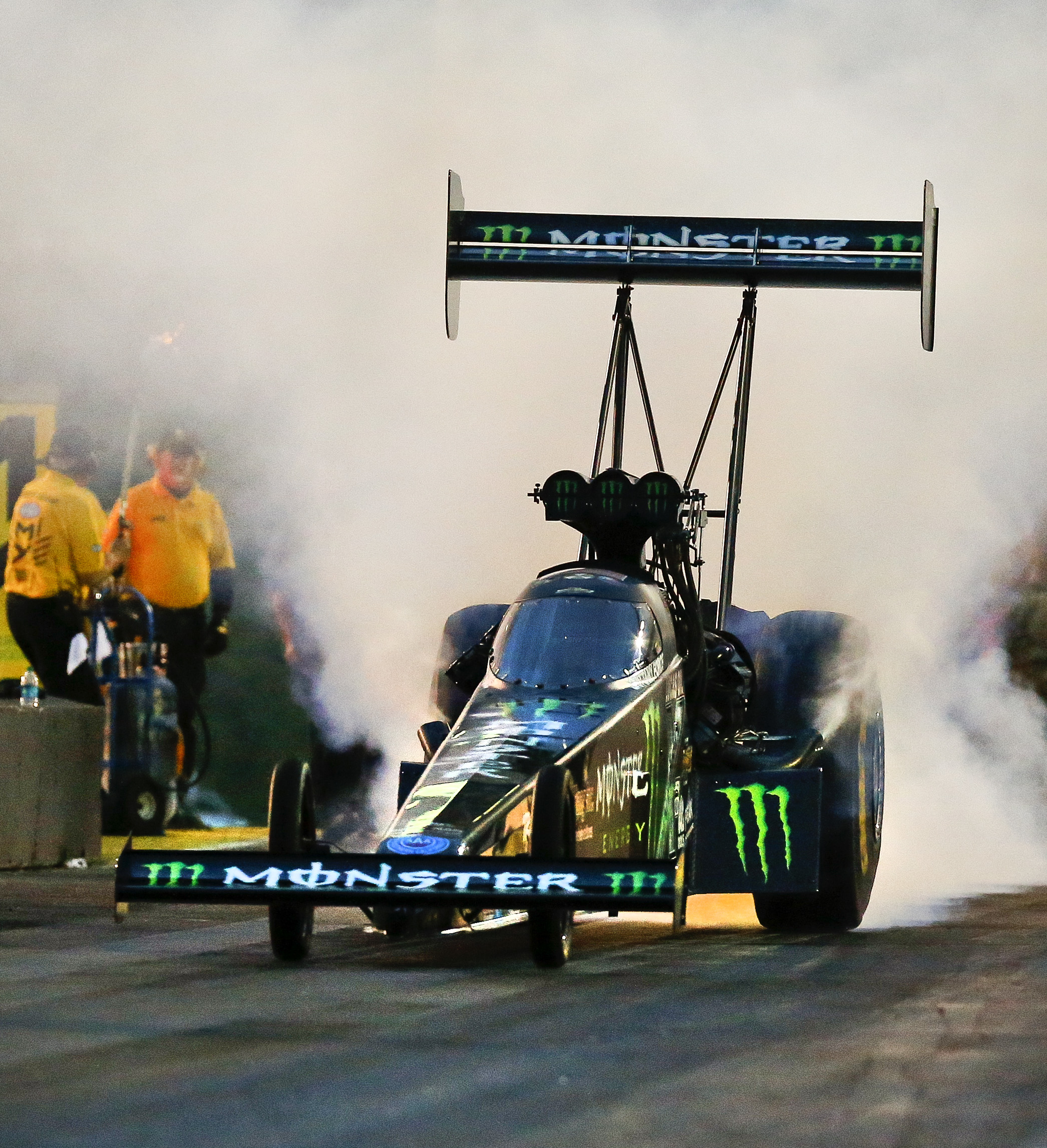 Matt Hagan, Brittany Force break record in Topeka