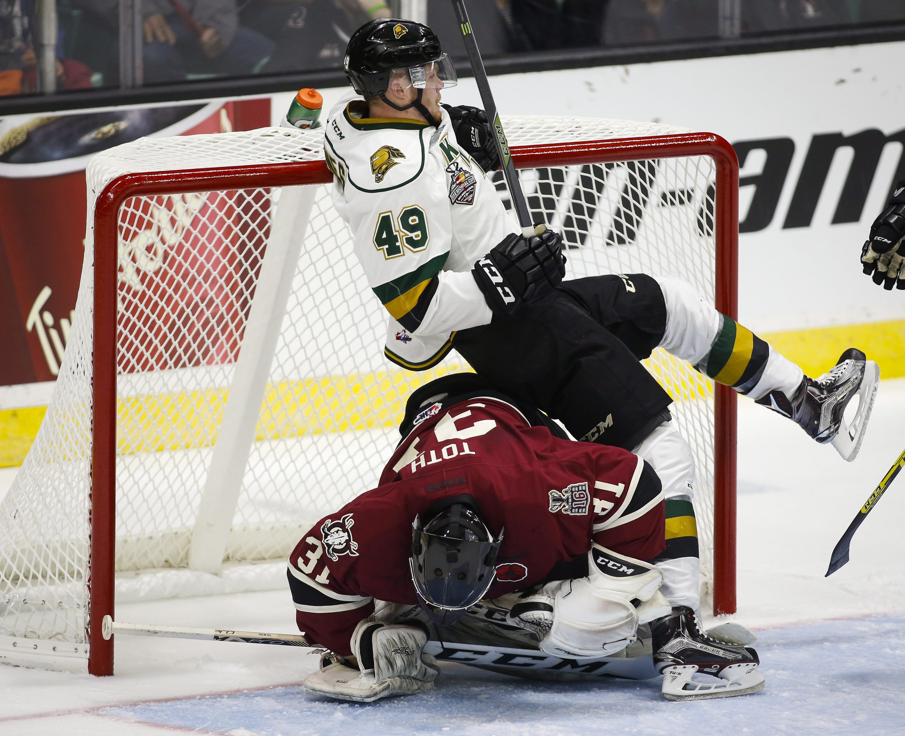 London beats Red Deer 6-2 in Memorial Cup opener