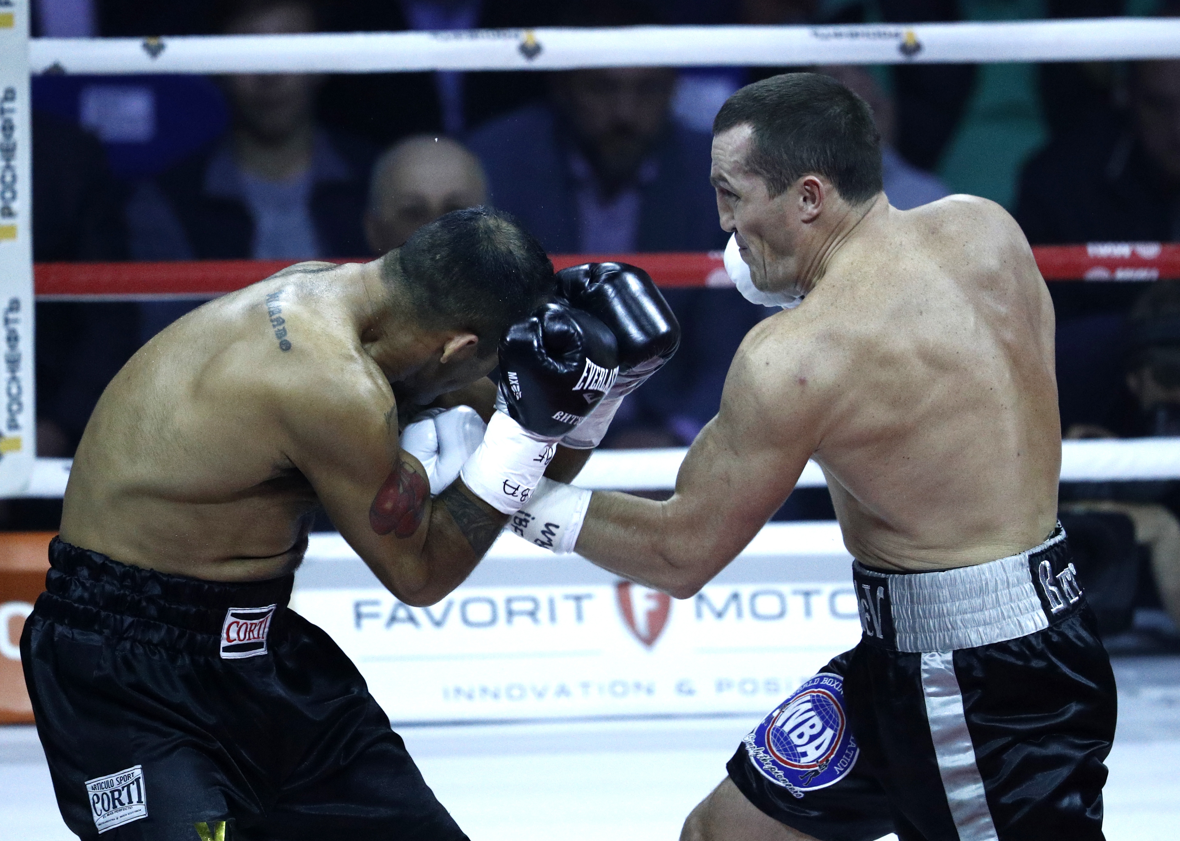 Lebedev stops Ramirez to unify WBA, IBF cruiserweight belts