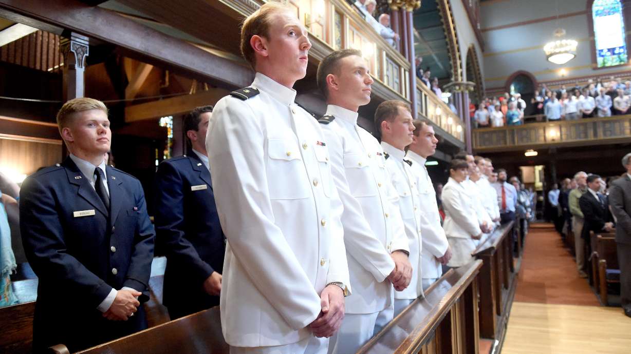 Yale commencement includes first ROTC graduates since 70s